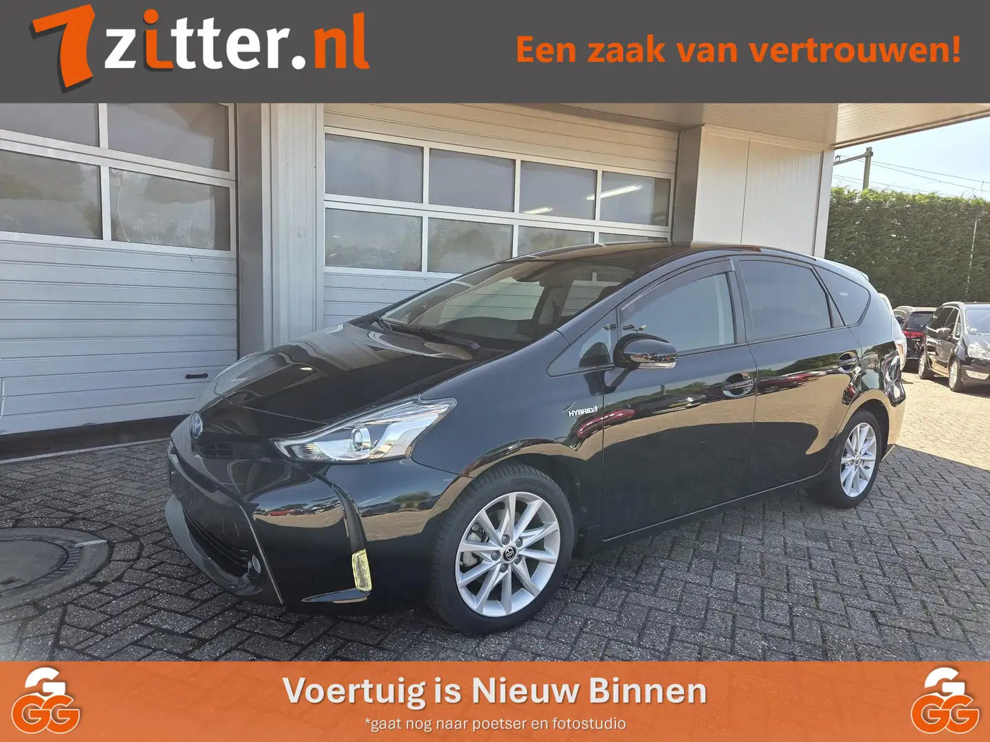Toyota Prius+ 1.8 Executive, 7-Persoons, Panoramadak, Zwart - 1
