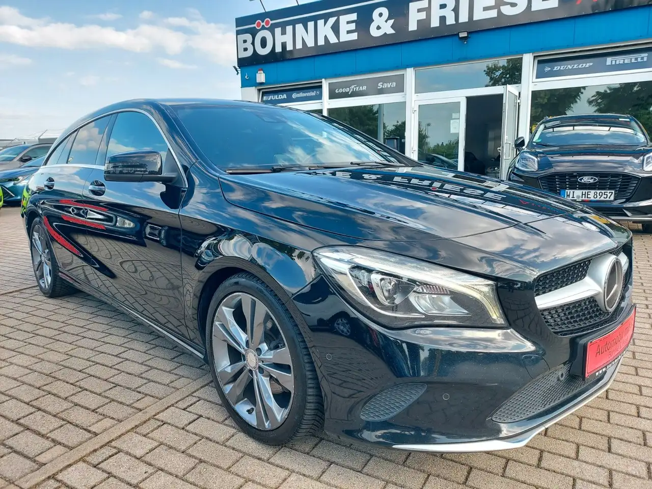 Mercedes-Benz CLA 220