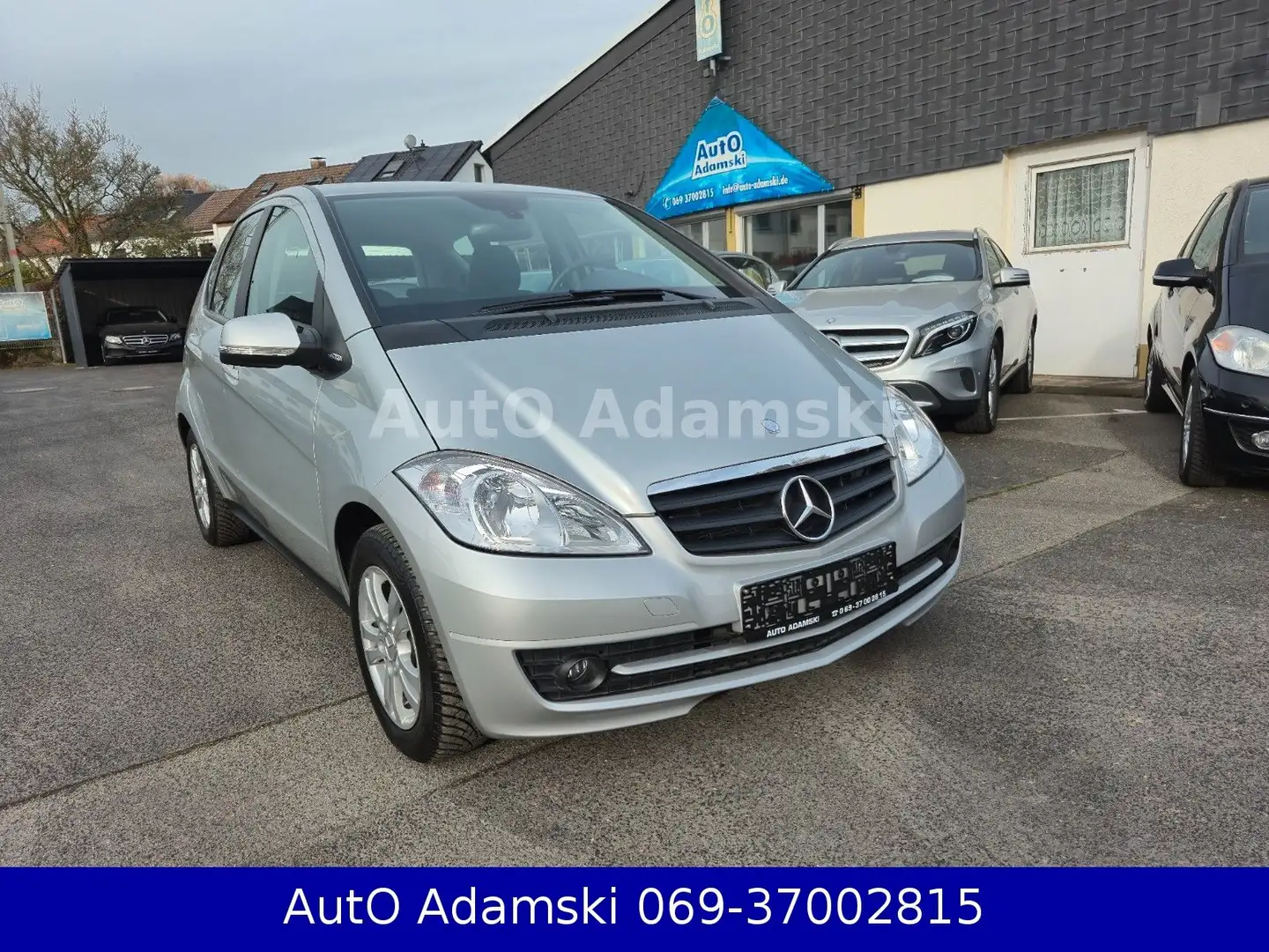 Mercedes-Benz A 160 BlueEFFICIENCY Classic 45tkm Allwetter AHK Silber - 1