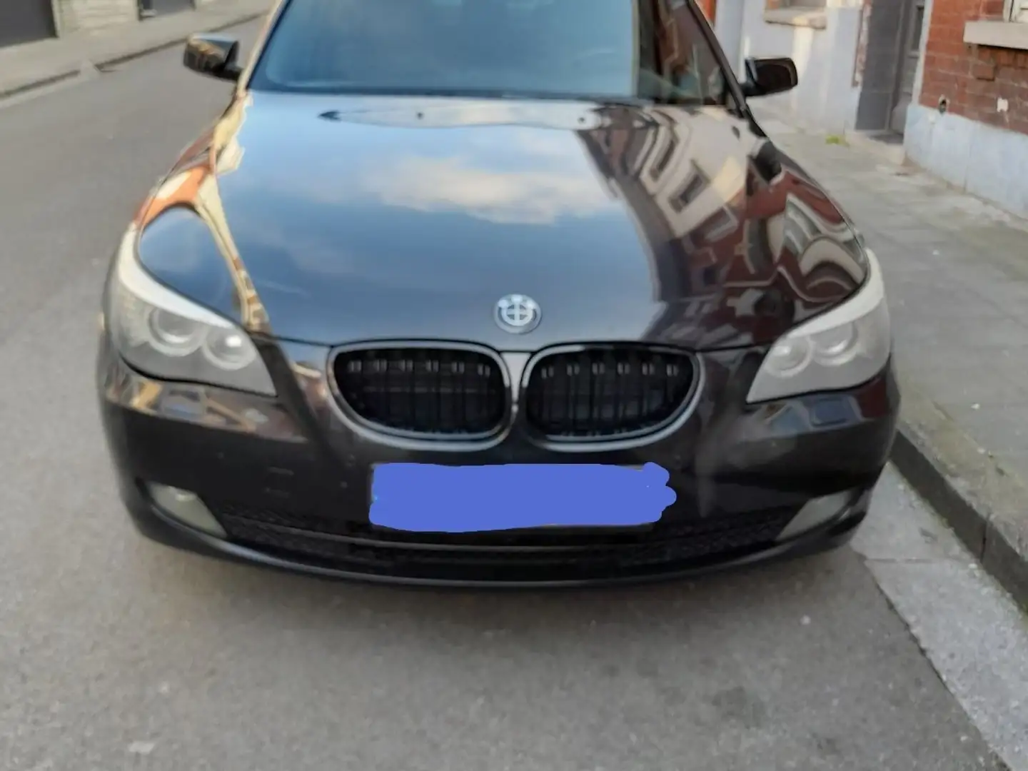 BMW 520 Automatique 2009 a. Noir - 1