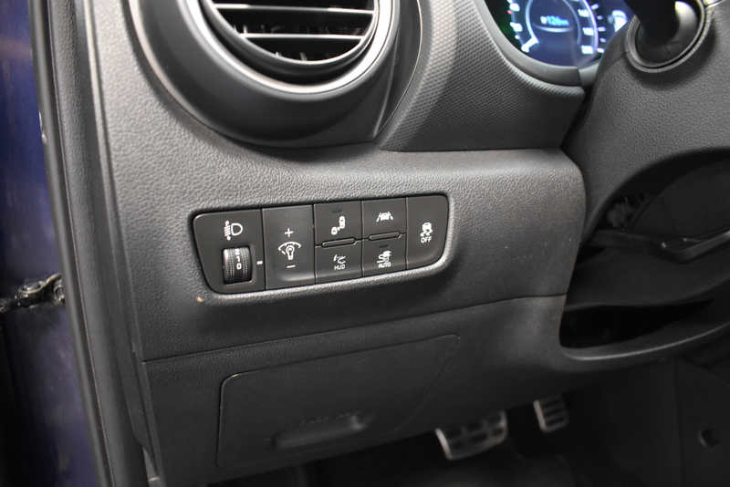 Hyundai KONA Premium Elektro Navi Leder LED Kam SOH 94,1 — photo 15