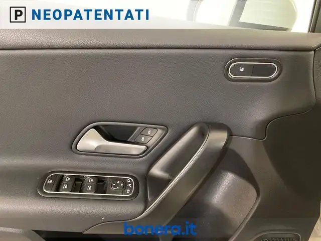 Mercedes-Benz A-Class view 19