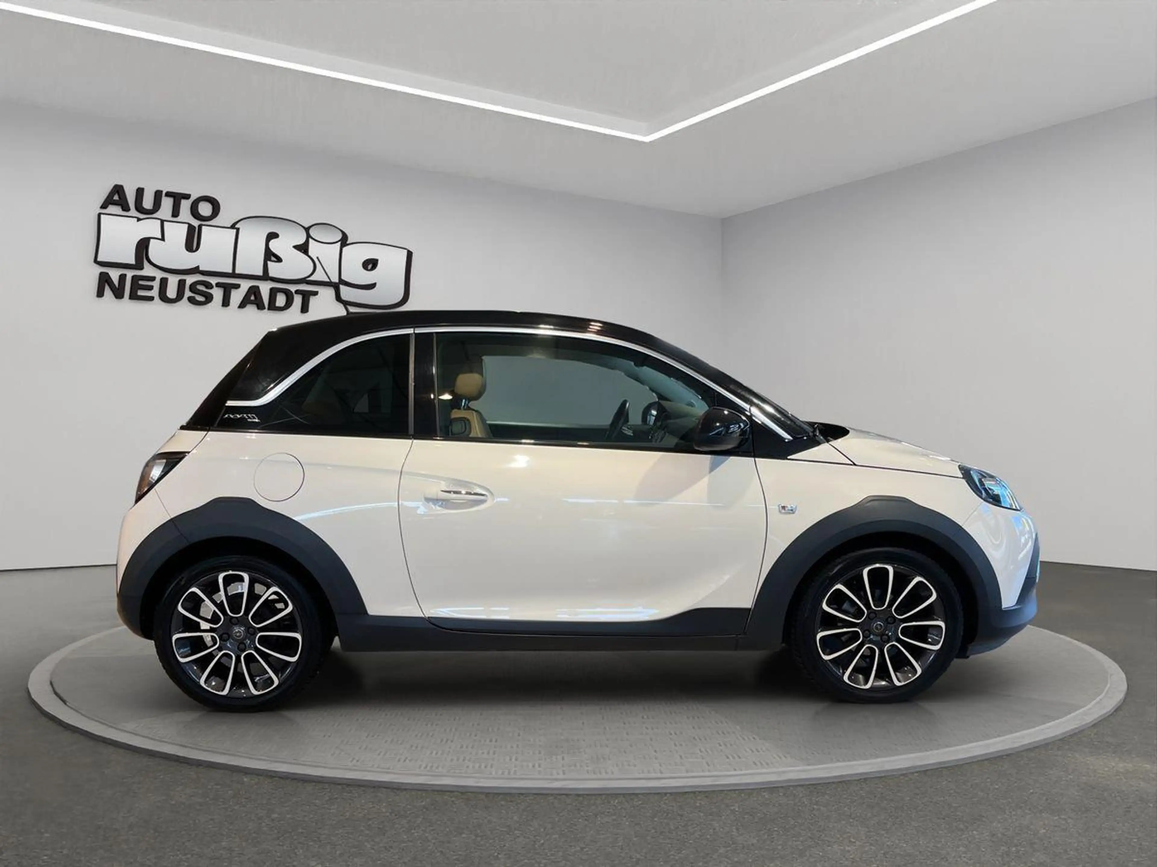 Opel Adam Rocks 1.4 *Carplay*LED*Winterpaket — photo 6
