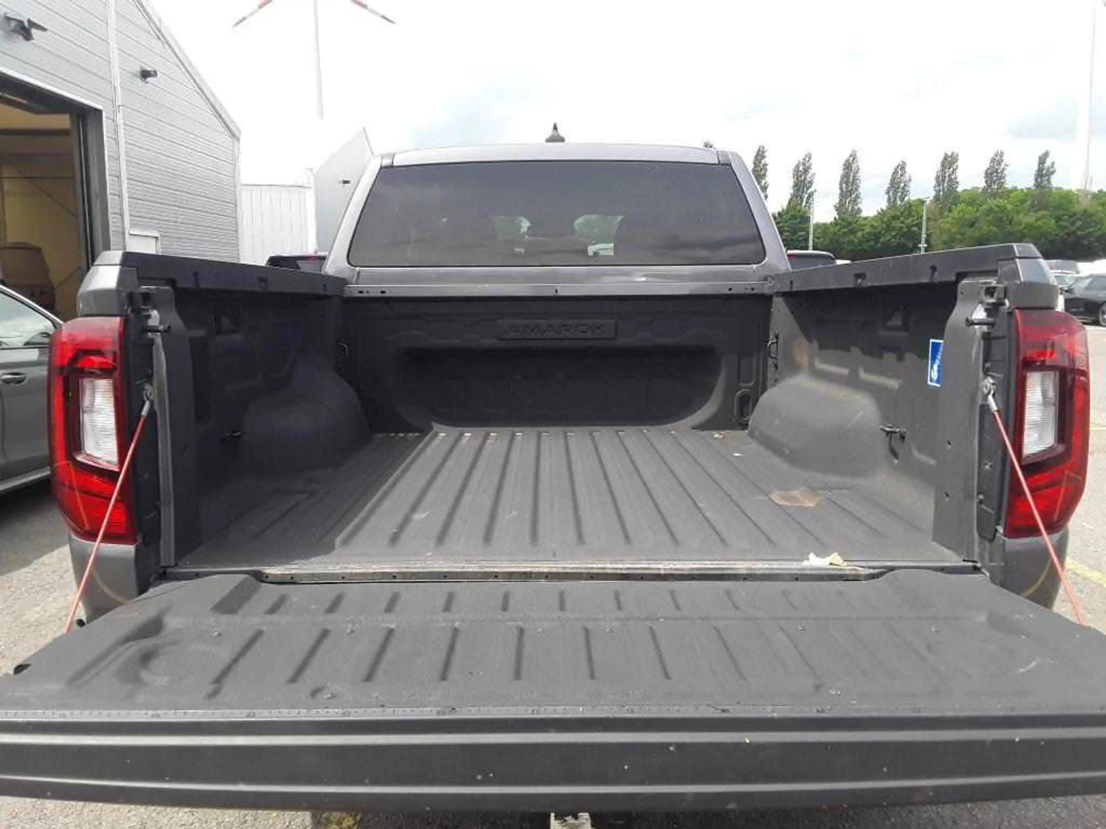 Volkswagen Amarok 2.0 TDI 151 kW Life Doka 4M NAVI/AHK/RFK — photo 7