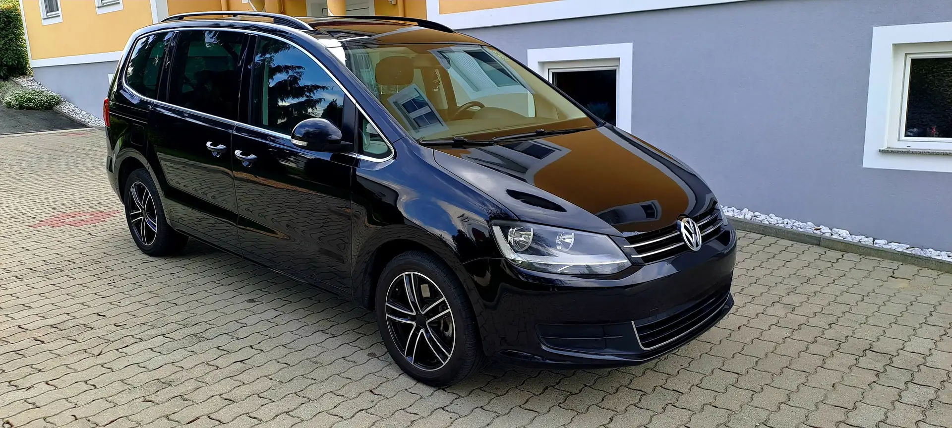 Volkswagen Sharan Sharan Comfortline BMT 2,0 TDI DPF DSG Comfortline Schwarz - 1