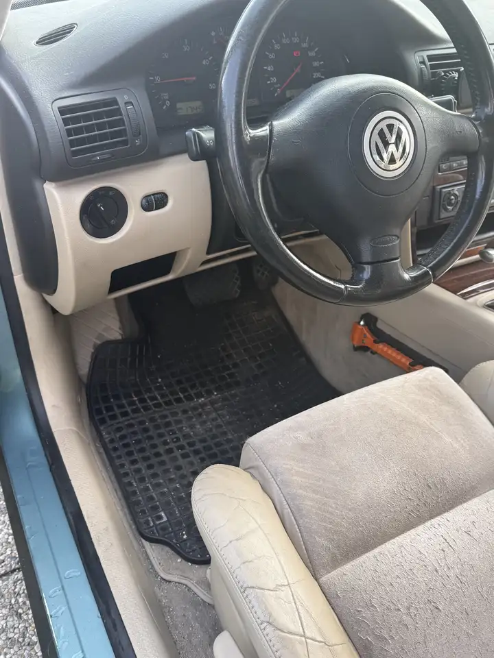 Volkswagen Passat 1.9 TDI Highline, foto 9