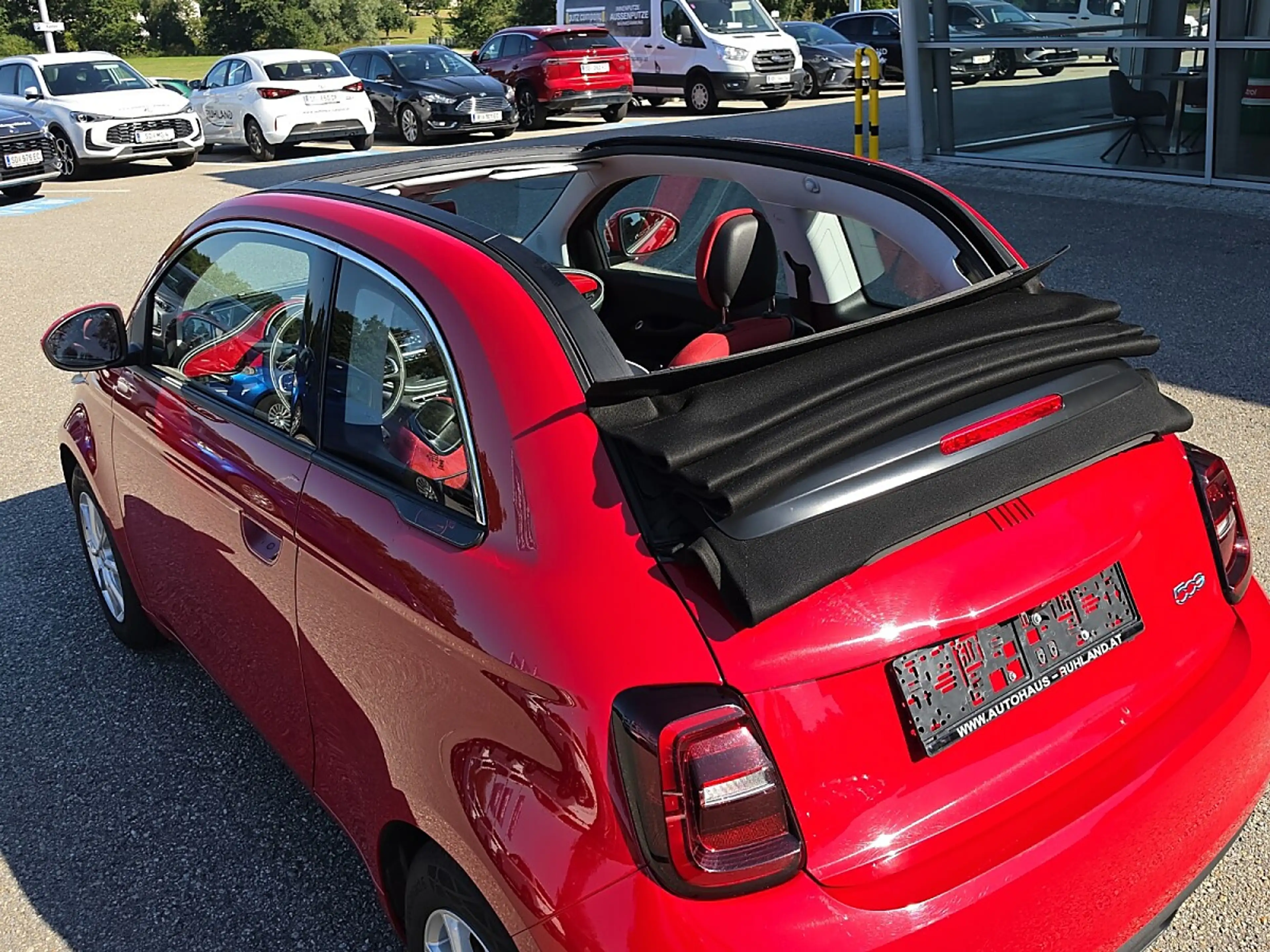 Fiat 500e C Red Batterie 42 kWh — photo 10