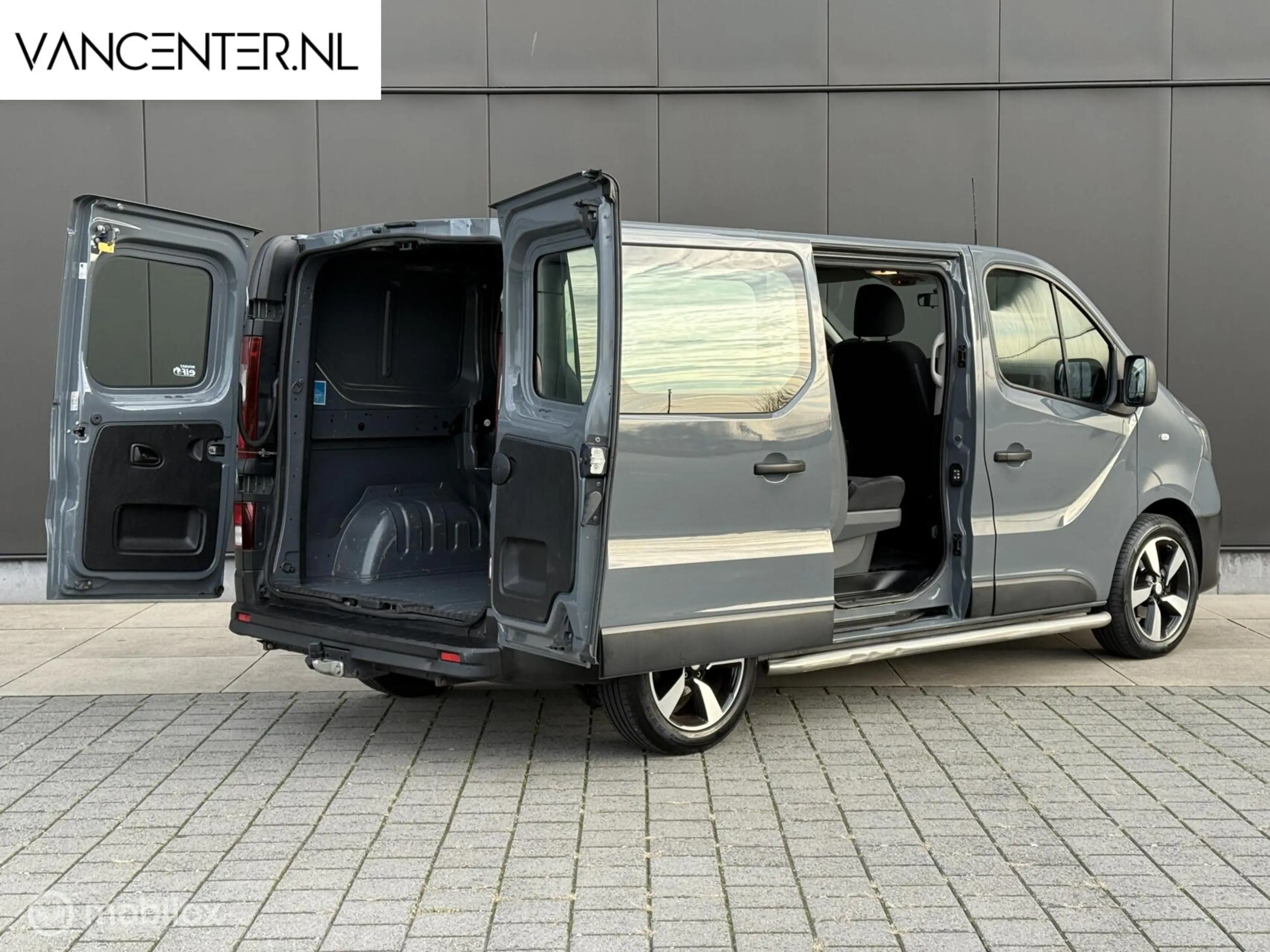Renault Trafic bestel 1.6 dCi 95 T29 L2H1 DC Comfort — photo 12