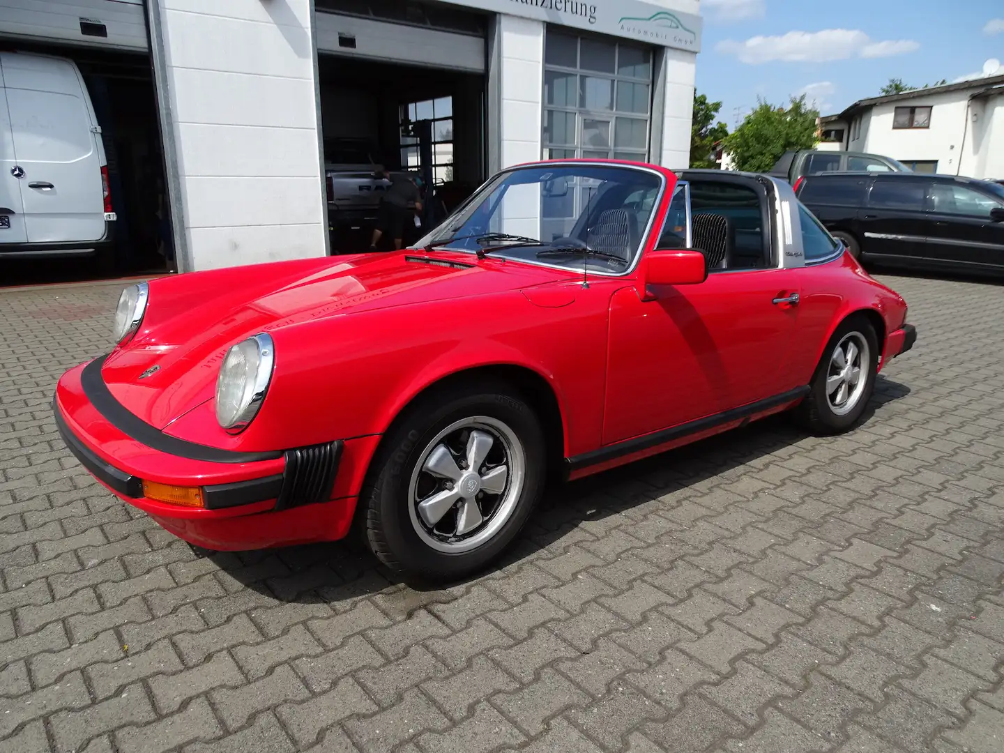 Porsche 911 Targa deutsches Fahrzeug aus 1.ter Hand Rot - 1