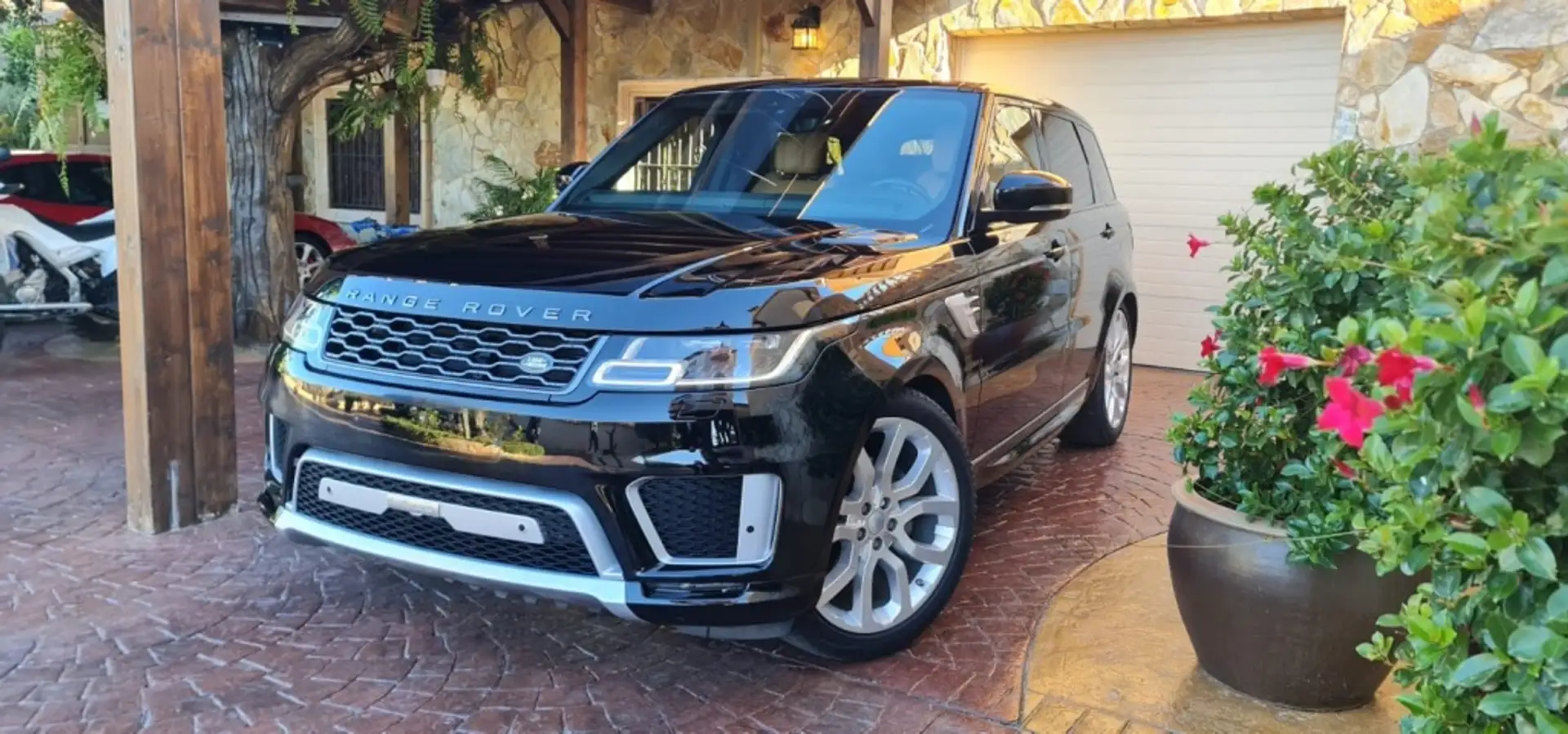 Land Rover Range Rover Sport 3.0D I6 MHEV HSE Dynamic Aut. 300 crna - 1