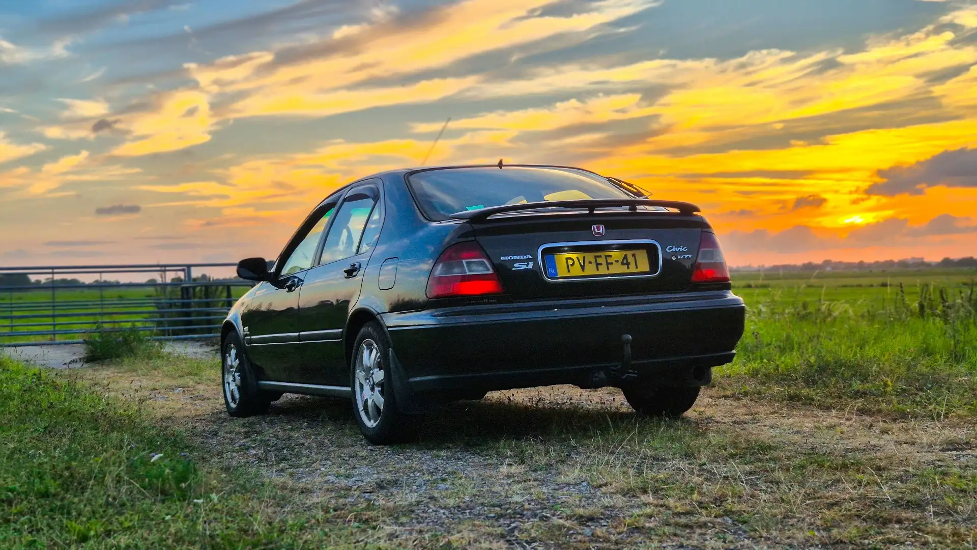 Honda Civic 1.5i Noir - 1