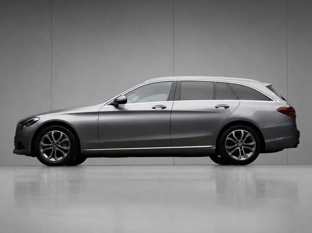 Mercedes-Benz C 350 2015 из Европы — купить под ключ
