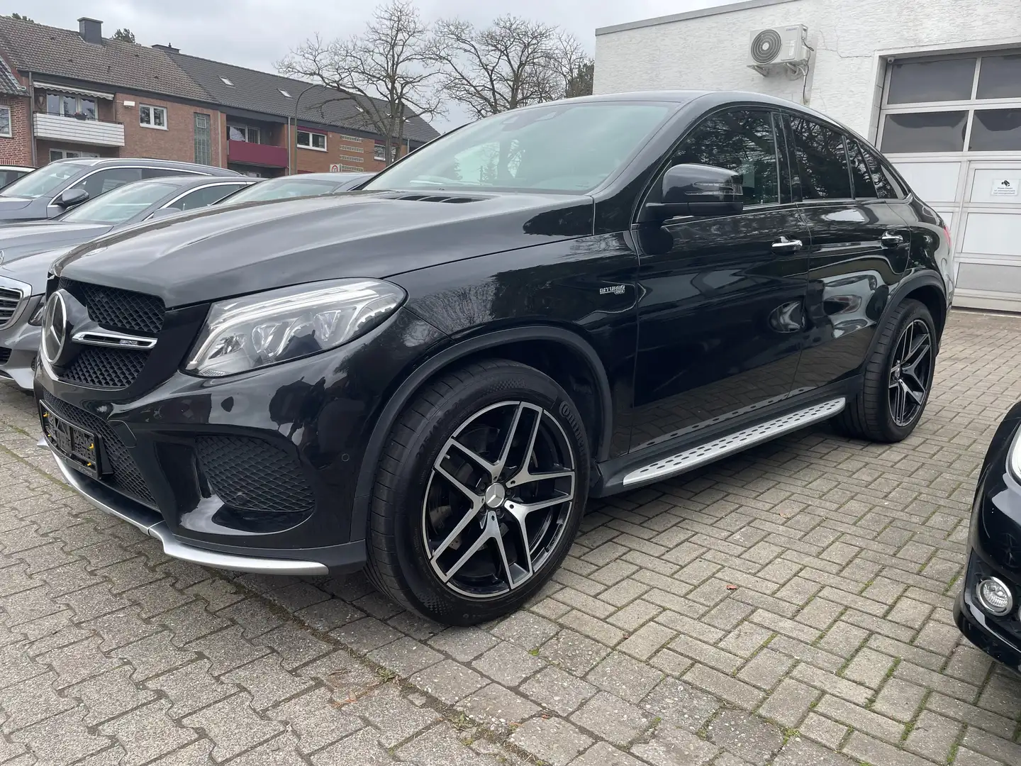 Mercedes-Benz GLE 43 AMG 4Matic 9G-TRONIC Exclusive Negro - 1