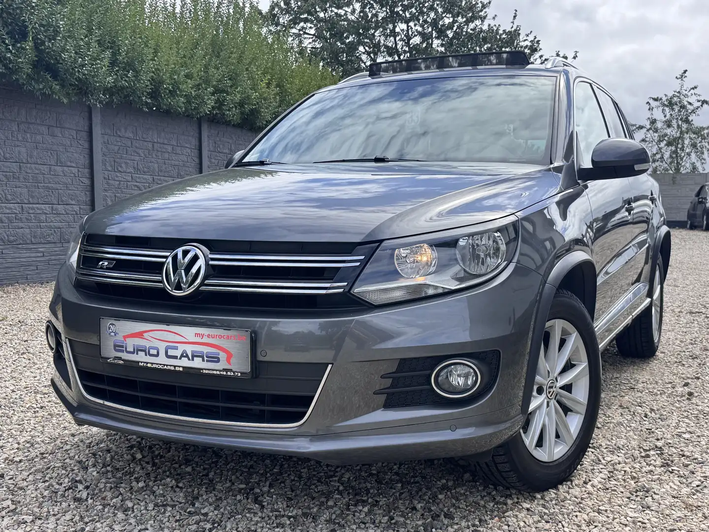 Volkswagen Tiguan 1.4 TSI R LINE Sport CUIR/TOIT/PANO/GPS/SENSOR/ Grijs - 1