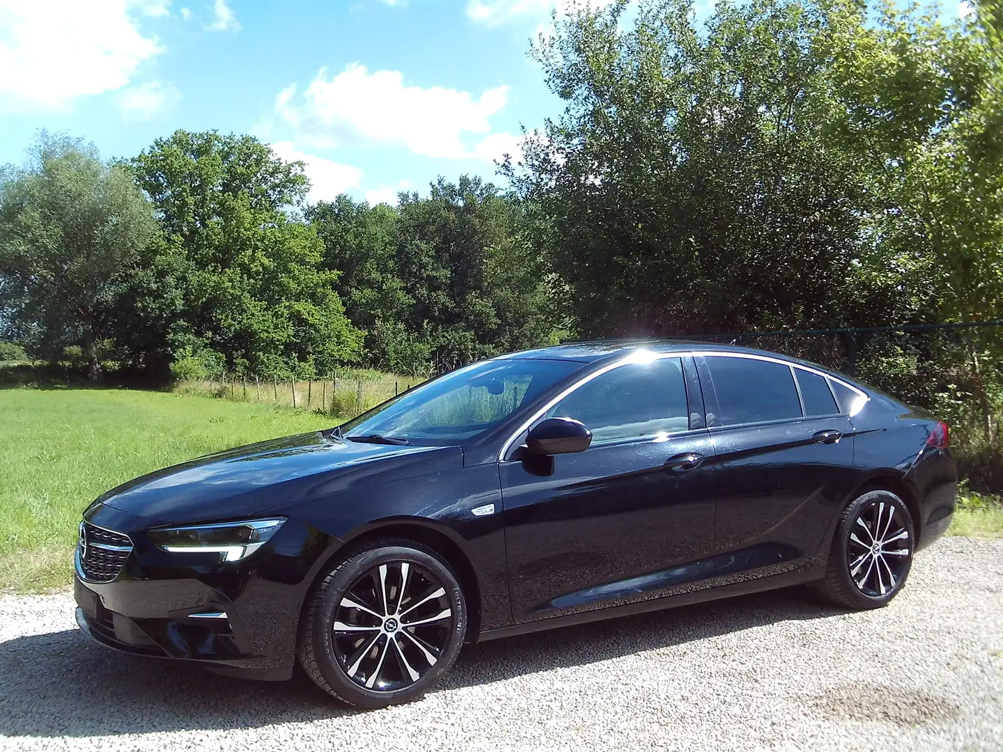 Opel Insignia Grand Sport 64dkm 18"Alu Ultimate LEDER nw st 021 Noir - 2