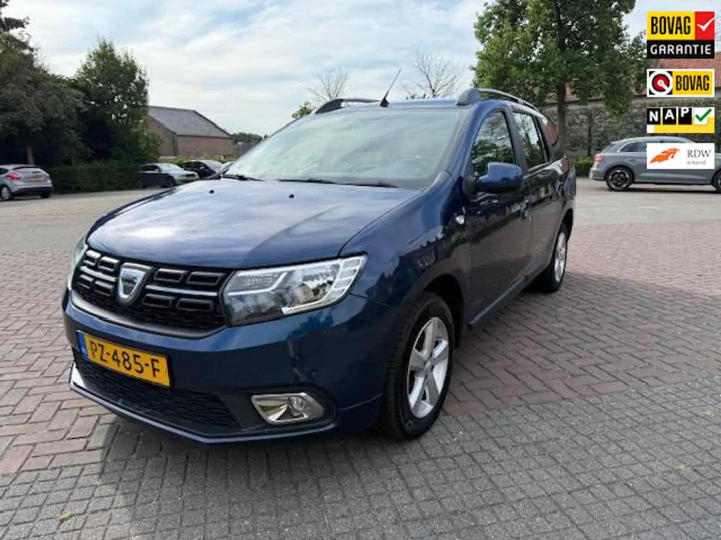 Dacia Logan MCV 0.9 TCe Laureate Blauw - 1