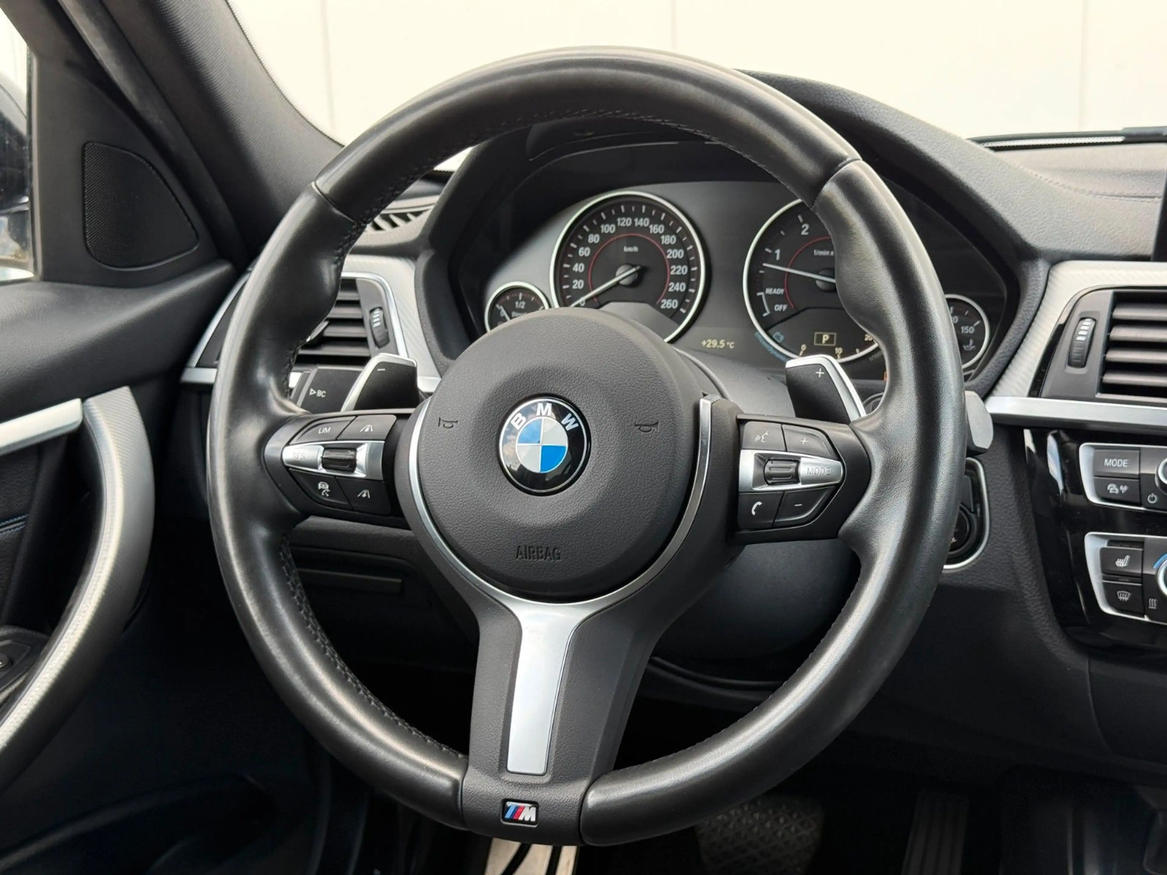 BMW 330 d xDrive M Sport Shadow TOURING LED — photo 12