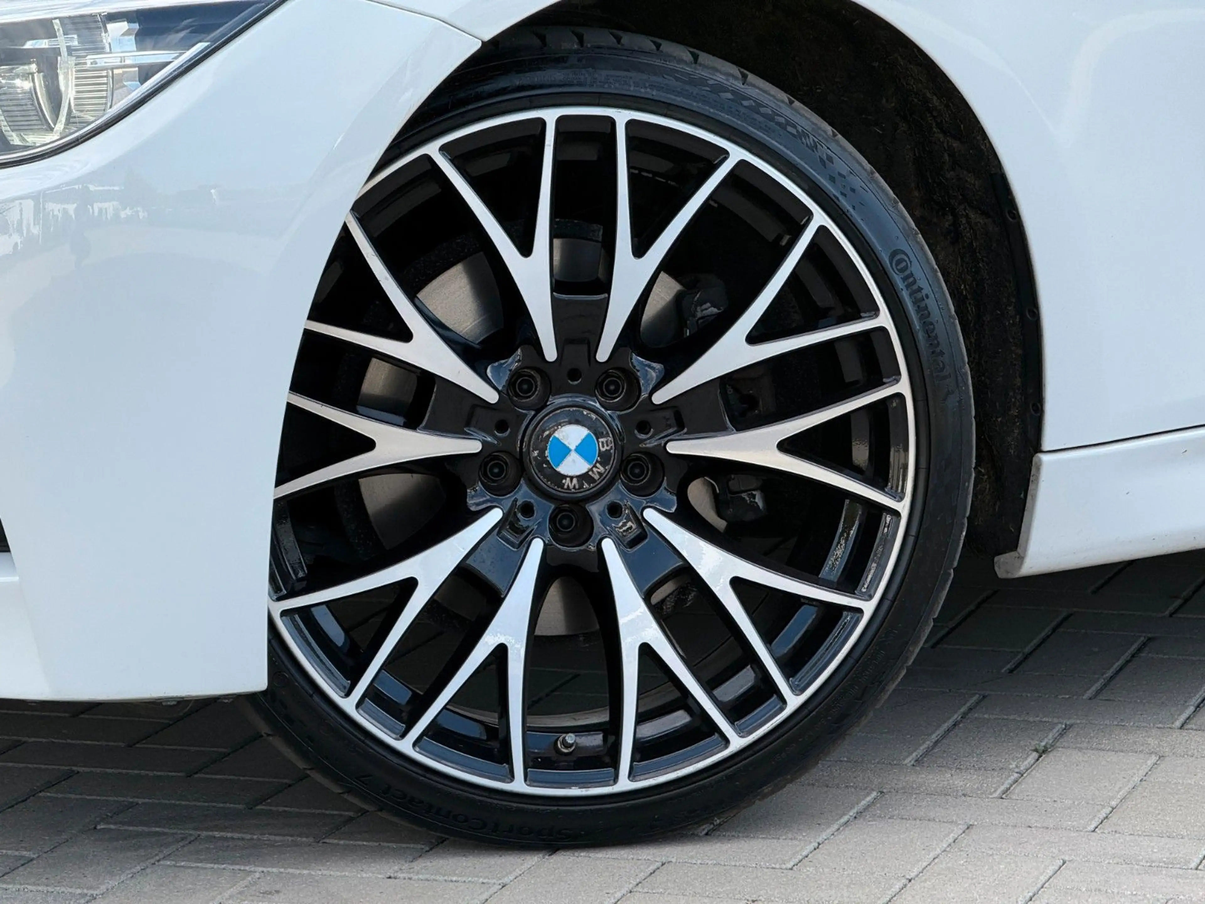 BMW 330 d xDrive M Sport Shadow TOURING LED — photo 9