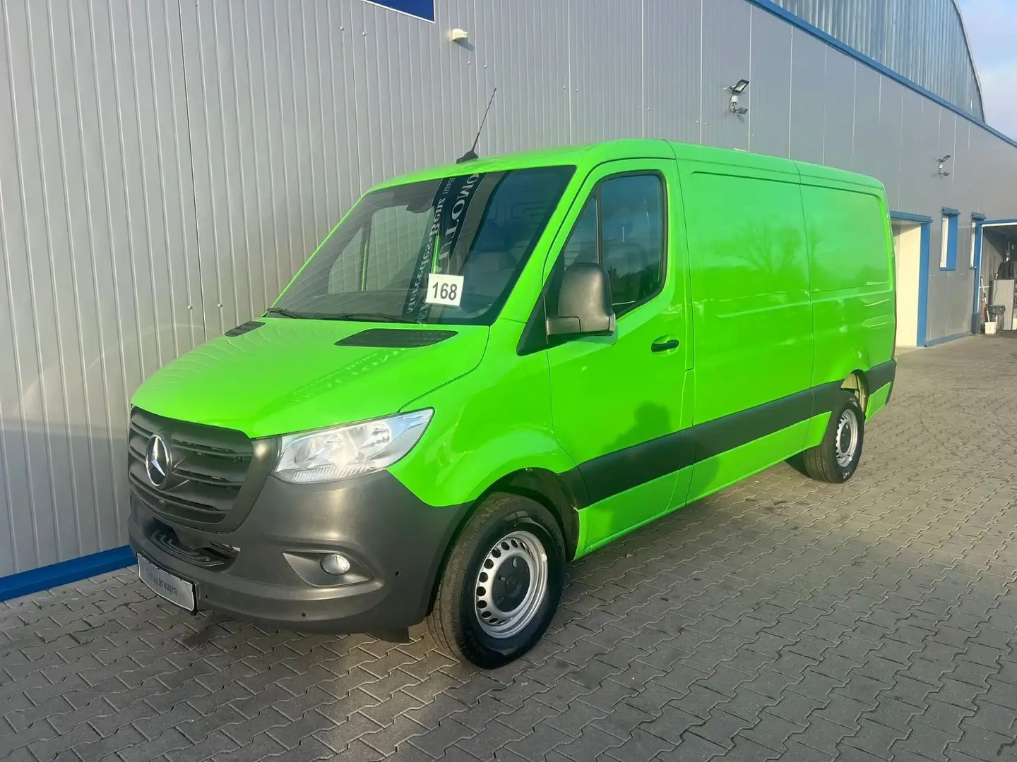 Mercedes-Benz Sprinter SPRINTER 317 LANG 9G-TRONIC TOTWINKEL 360°KAMERA Grün - 1