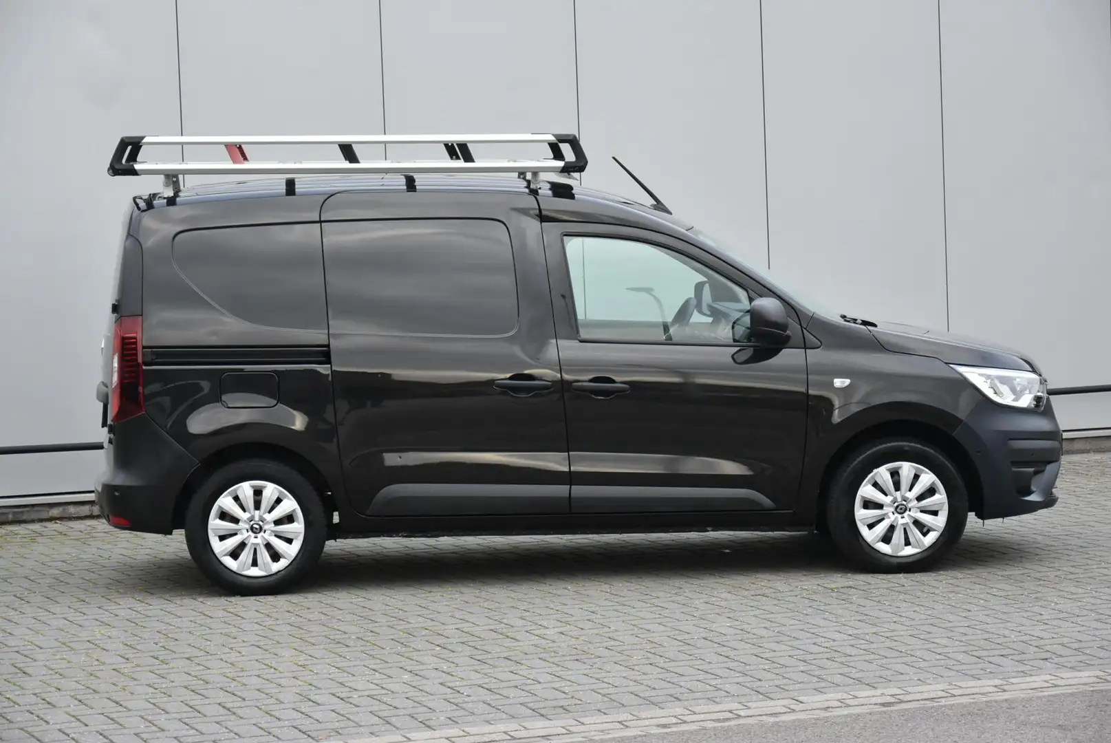 Renault Express 1.5 dCi 95 Pk! Camera Cruise Navi PDC Leder Zwart - 2