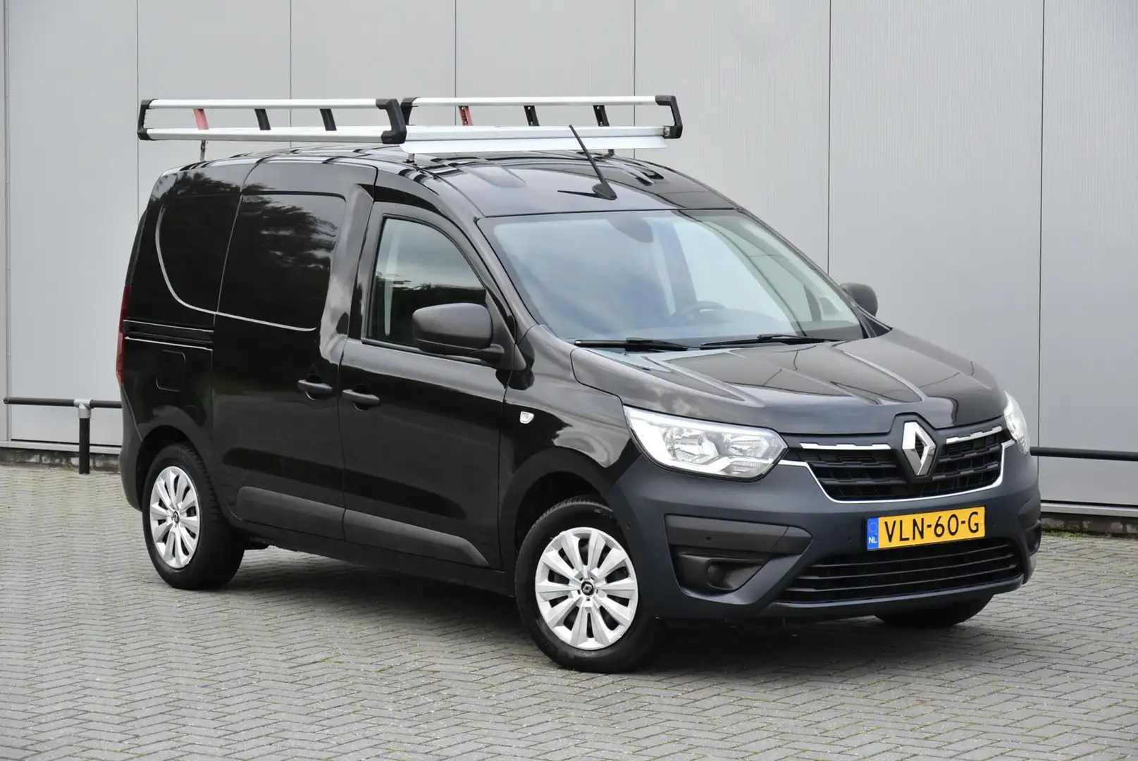 Renault Express 1.5 dCi 95 Pk! Camera Cruise Navi PDC Leder Zwart - 1