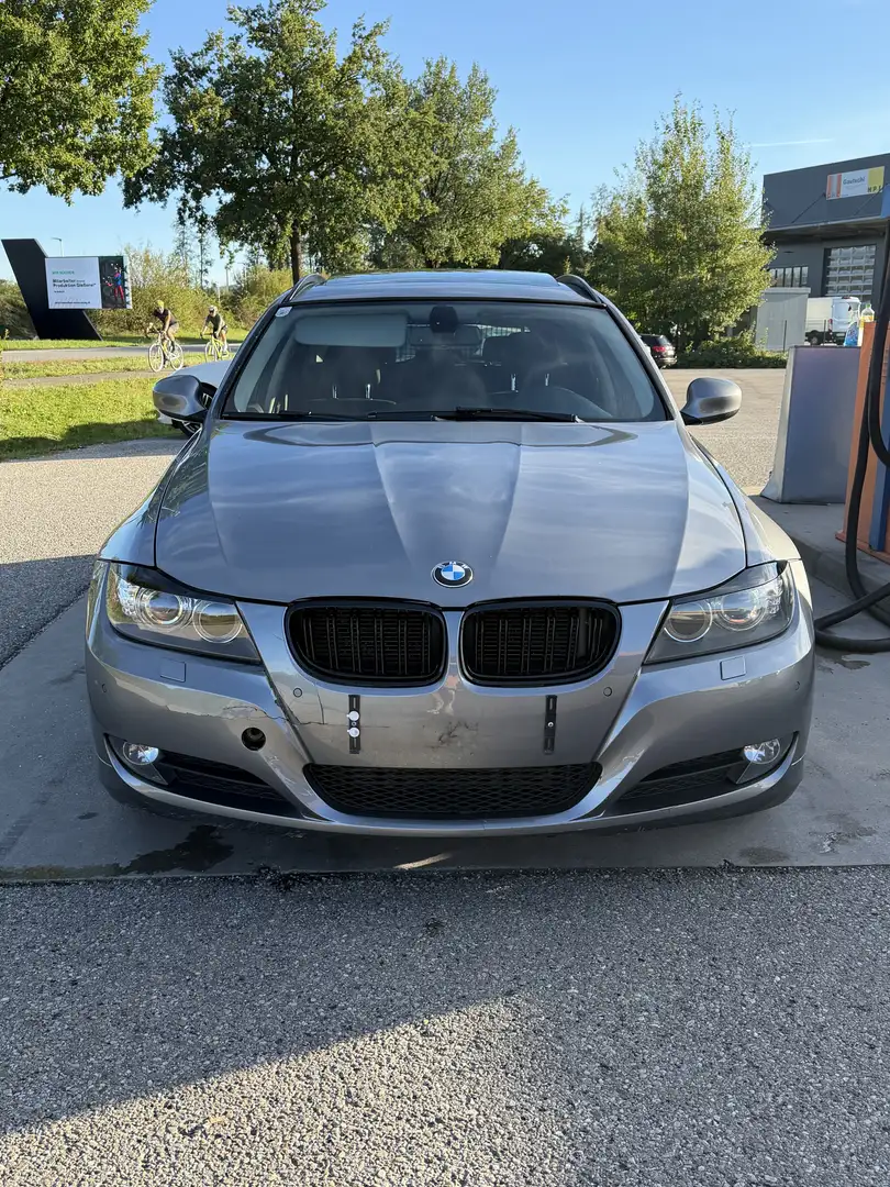 BMW 318 318d Touring 2.0 Futura 143cv FL - 2