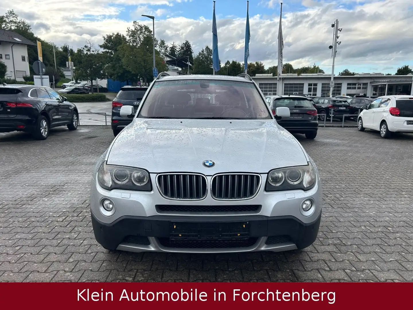 BMW X3 xDrive 30d Aut. Navi Leder Xenon Panorama PDC Silber - 2