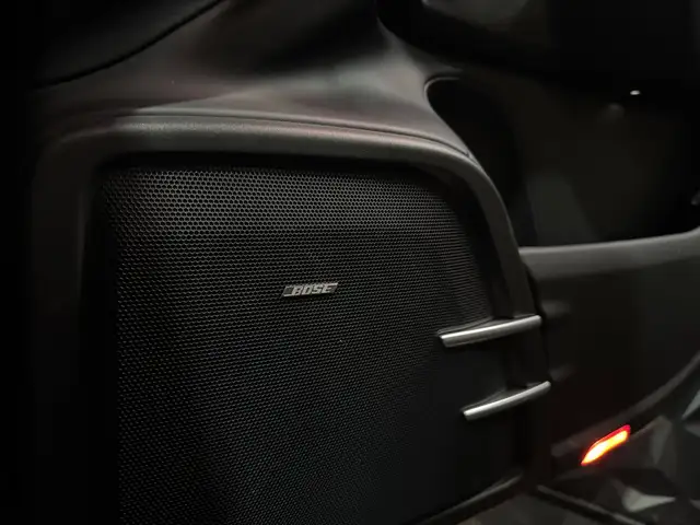 Porsche Cayenne view 14