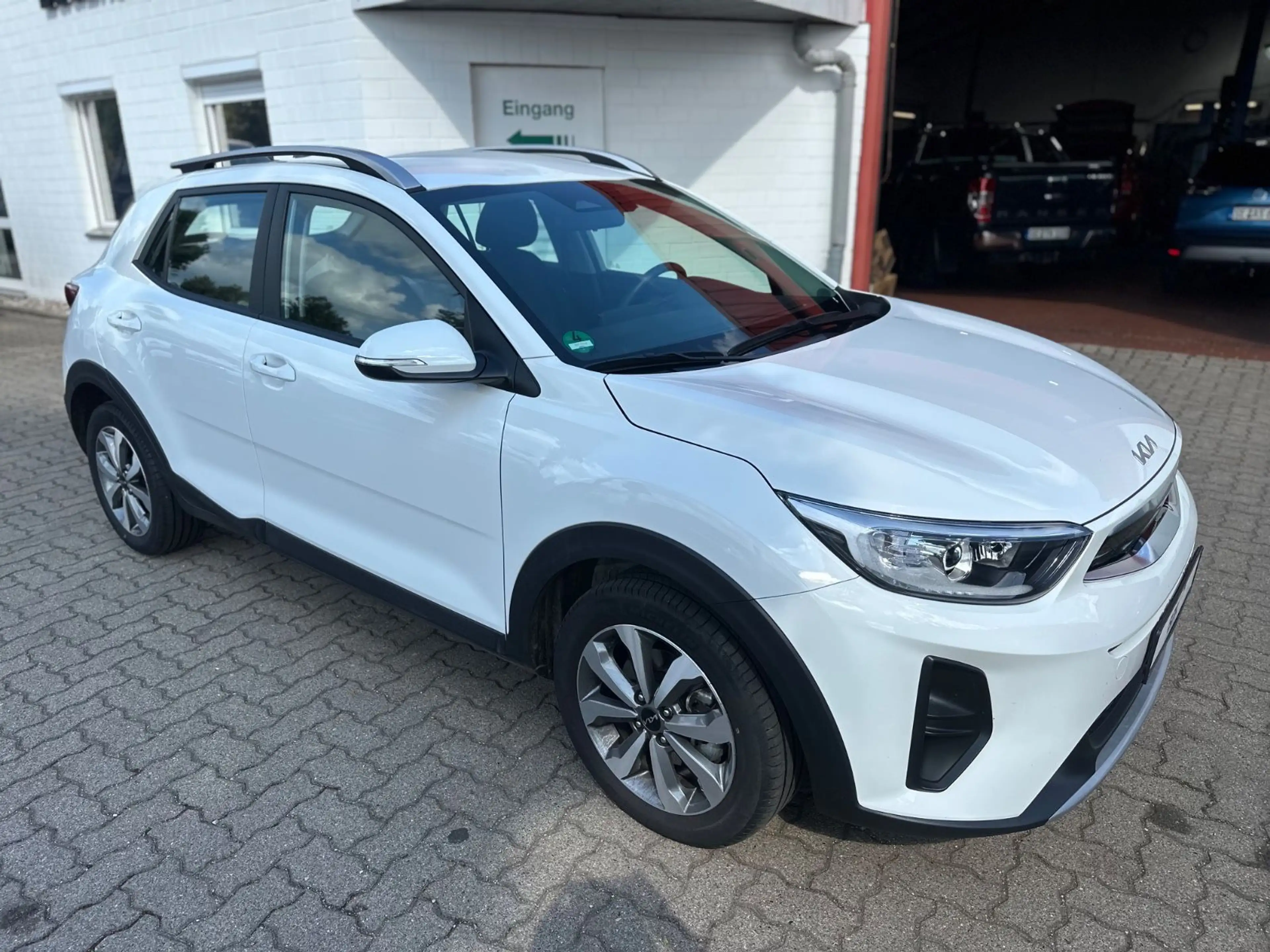 Kia Stonic Vision/NAVI/SHZ/TEMP/KAM/S+W/APPLE CP — photo 4