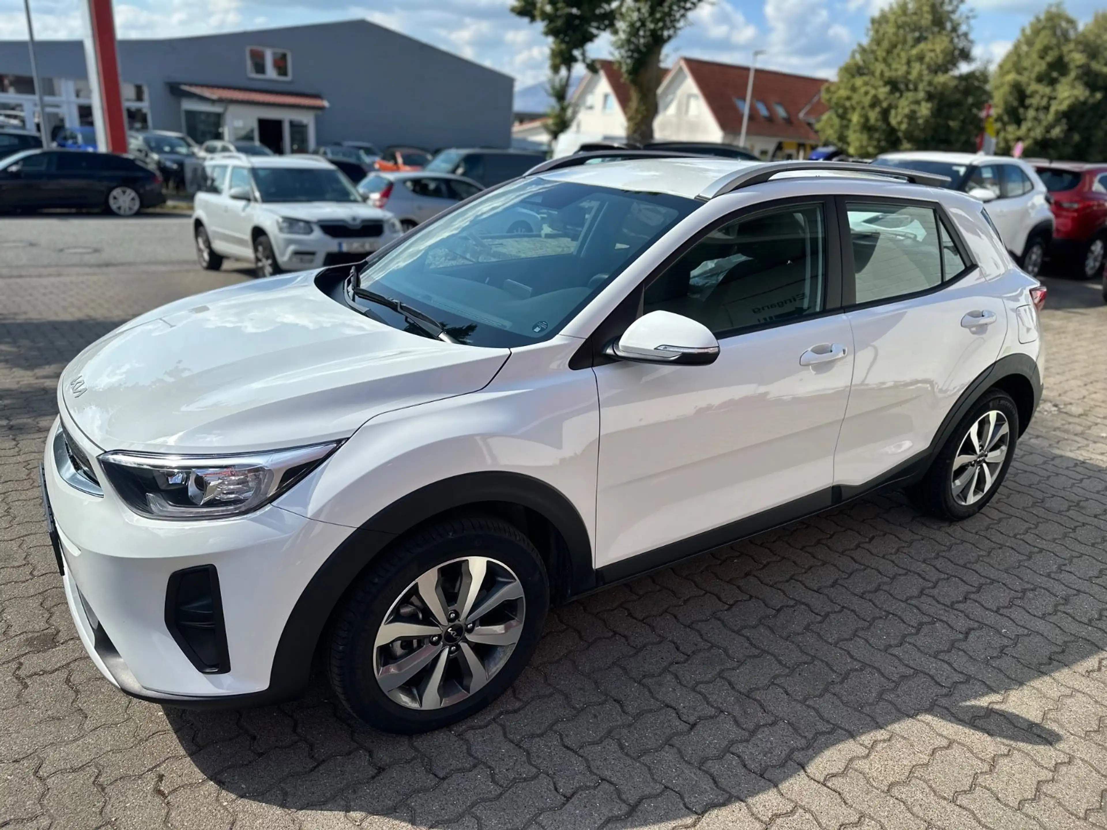 Kia Stonic Vision/NAVI/SHZ/TEMP/KAM/S+W/APPLE CP — photo 2