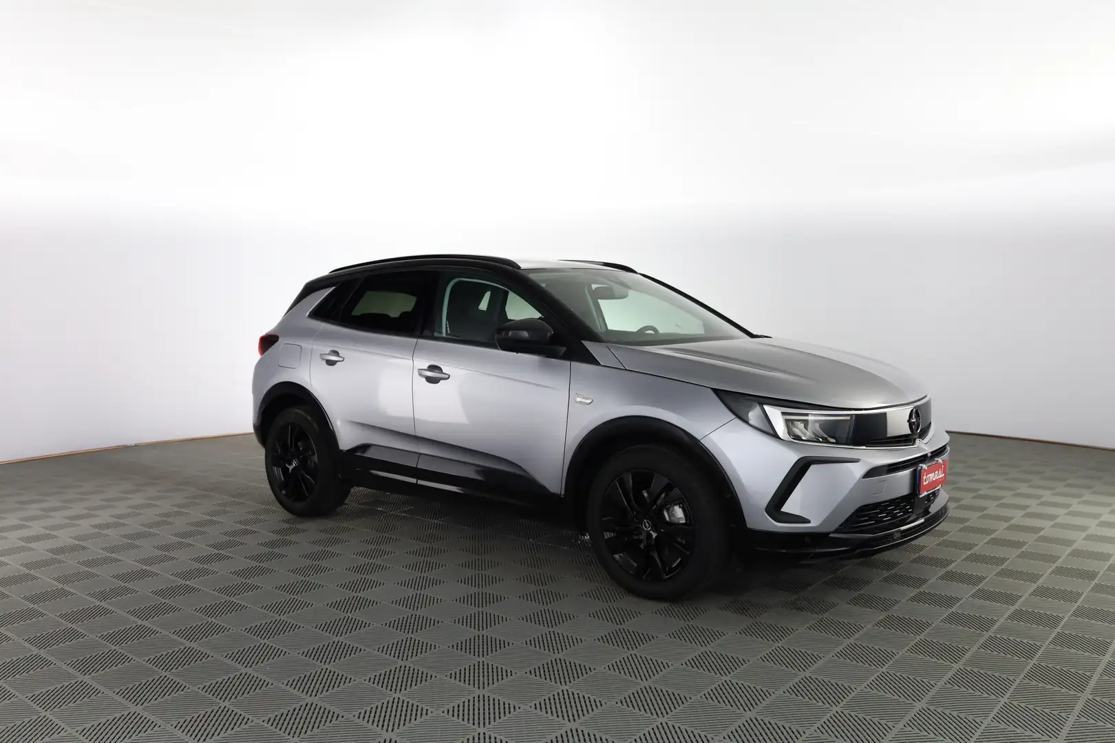 Opel Grandland Grandland 1.2 Turbo 12V 130 CV GS Line Argento - 2