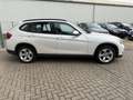 BMW X1 18 i sDrive*PDC*SHZ*SCHECKHEFT*KLIMAAUTO Weiß - thumbnail 4