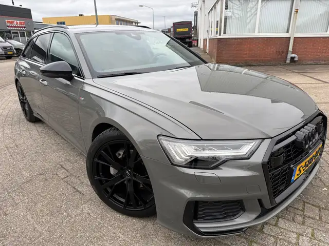 Audi A6 view 3
