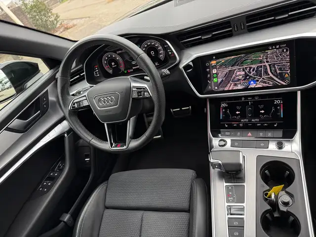 Audi A6 view 18