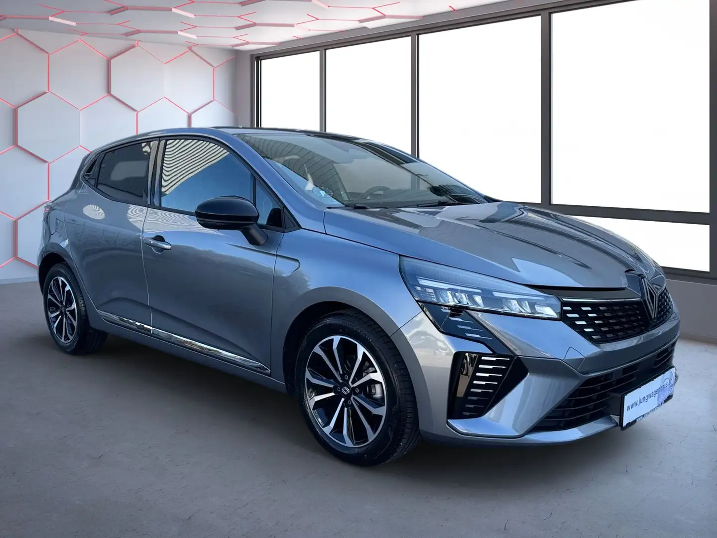 Renault Clio Techno TCe 90 NAVI SITZH. LENKRAD BEHEIZB. CAR PL Grau - 2