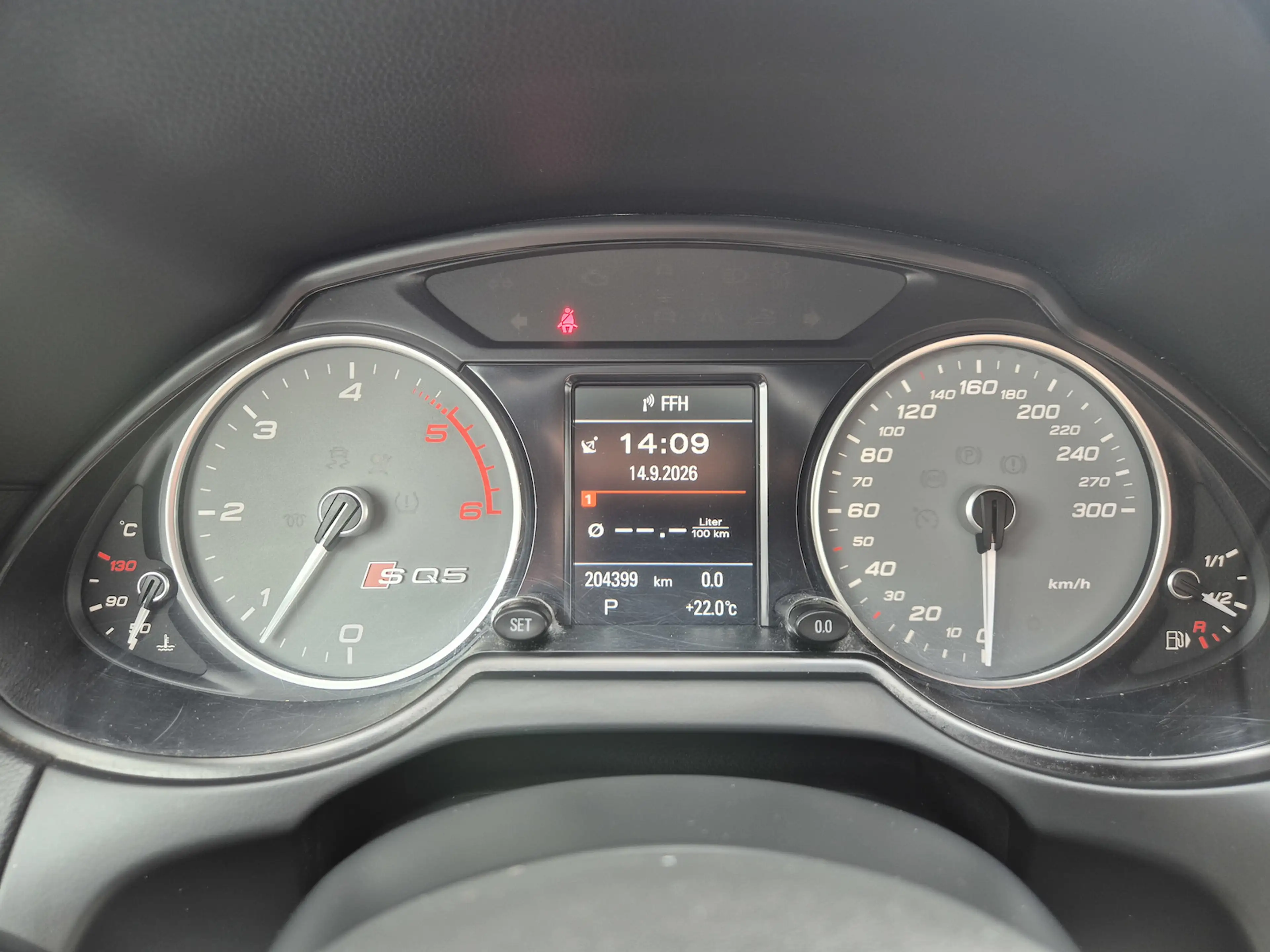 Audi SQ5 3.0 TDI quattro MMI+, Panorama, Sitzheizung — photo 13