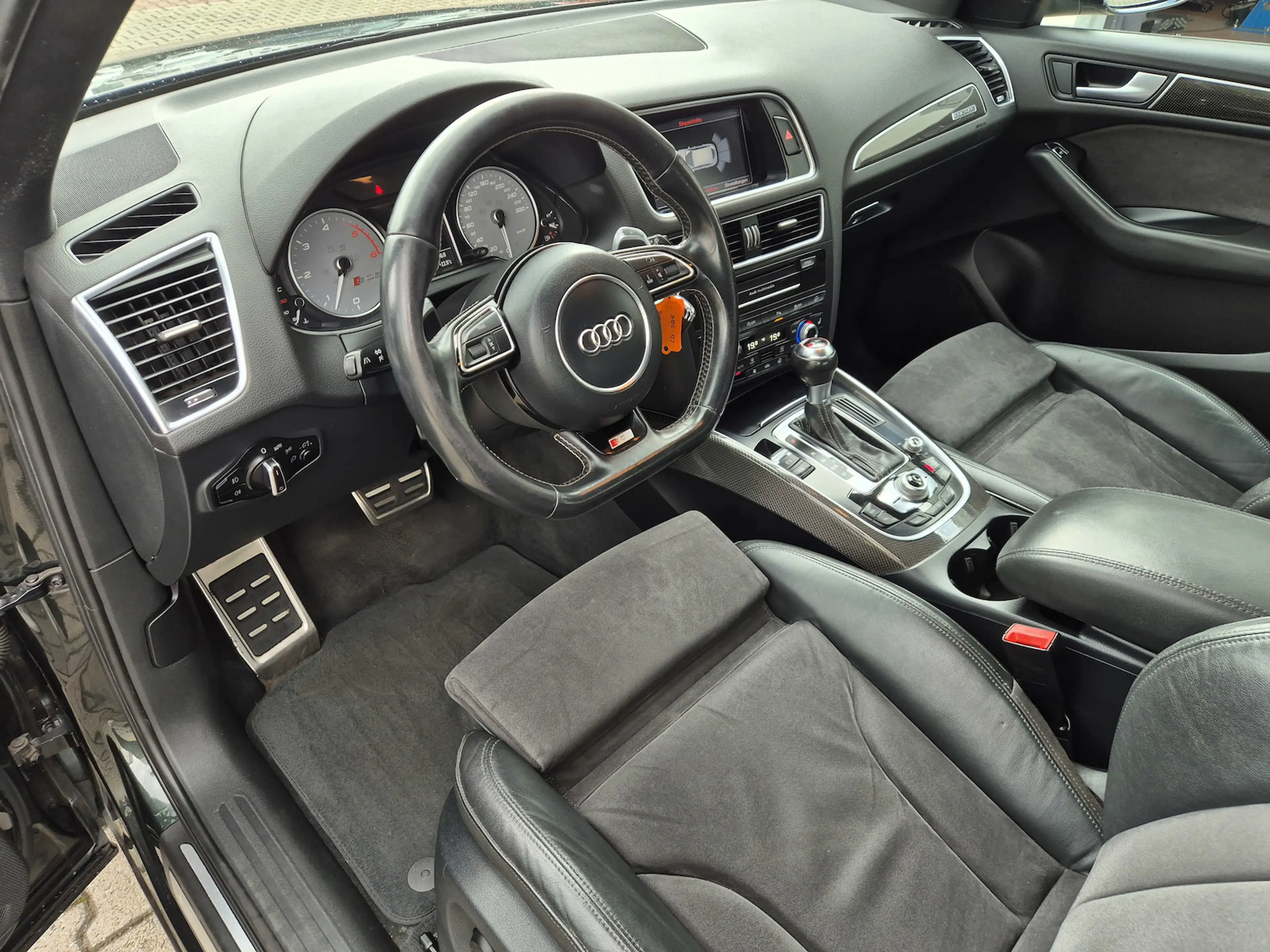 Audi SQ5 3.0 TDI quattro MMI+, Panorama, Sitzheizung — photo 11