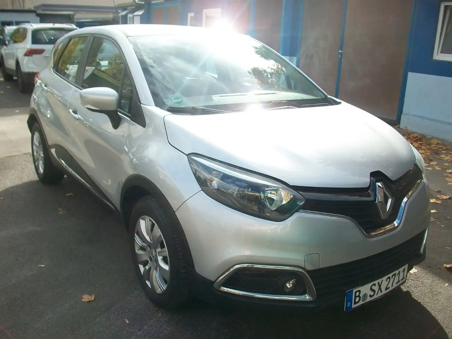 Renault Captur 1.2 TCE Dynamique*Aut*Navi*R-Cam*Top* Argent - 2