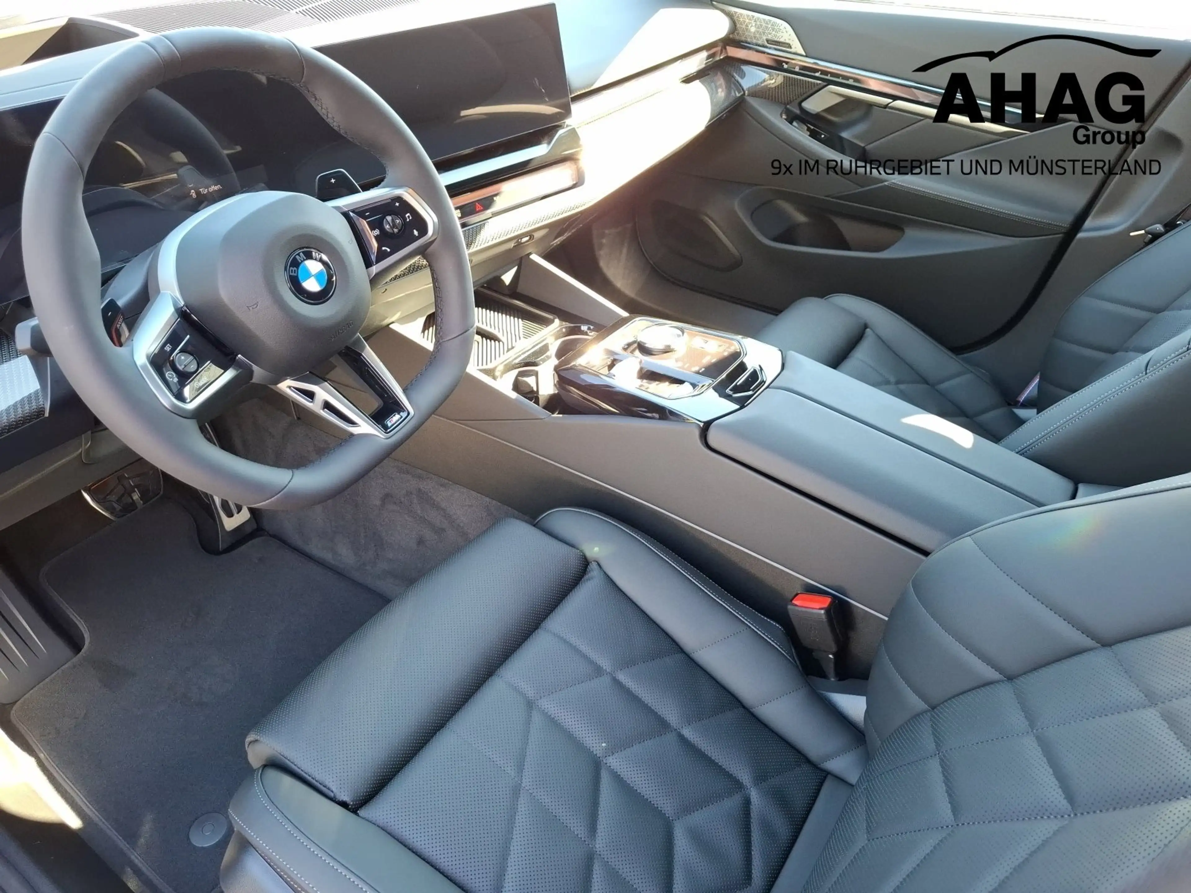 BMW 540 d xDrive Touring — photo 8
