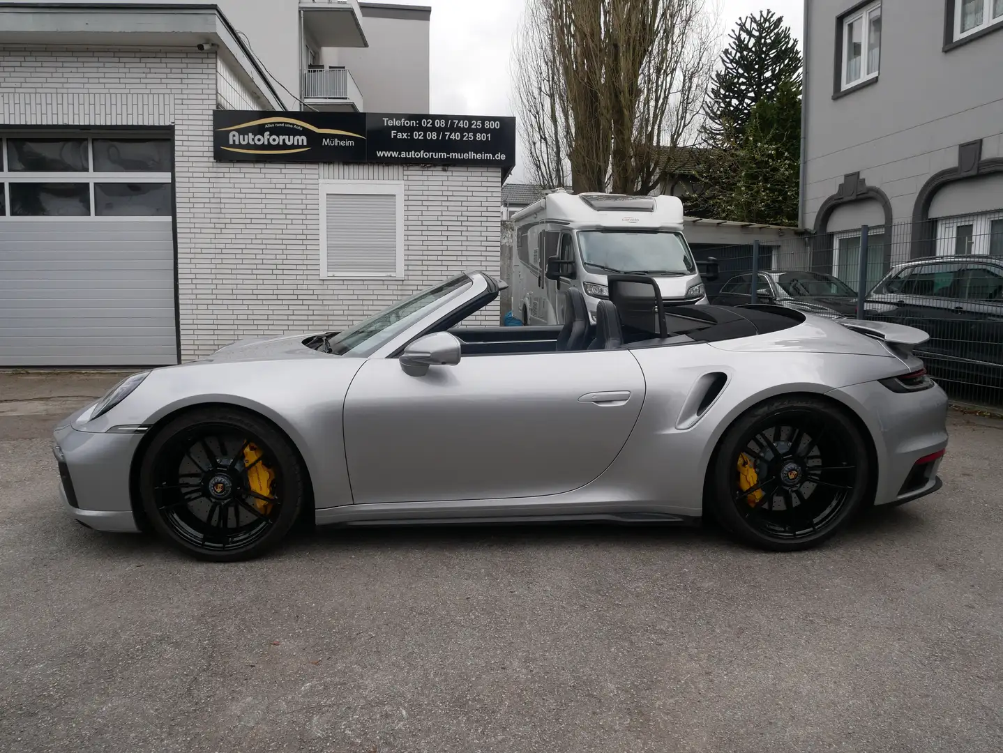 Porsche 911 Turbo S Cabriolet Matrix Lift Burm SpurKeyGo360Kam Grau - 2