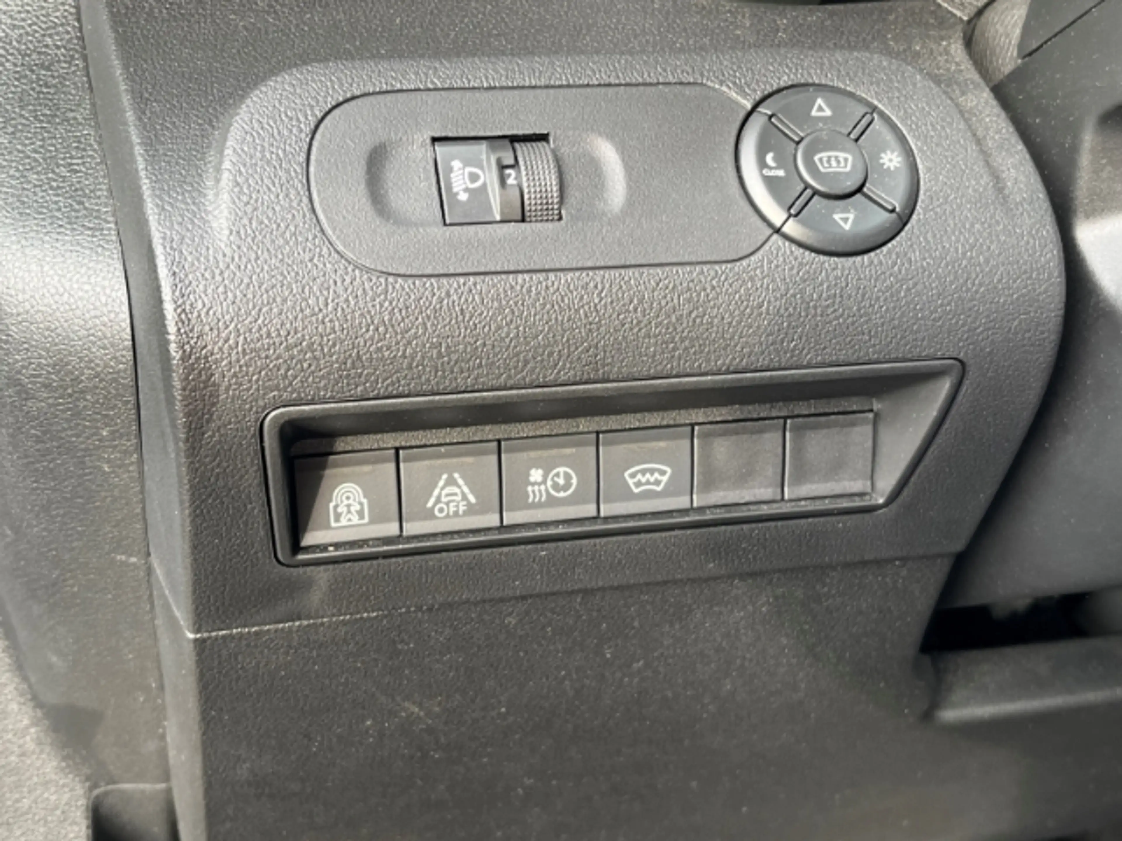 Citroen Berlingo XTR 1er-Hand Navi klima Kamera SHZ LM-Felgen — photo 13