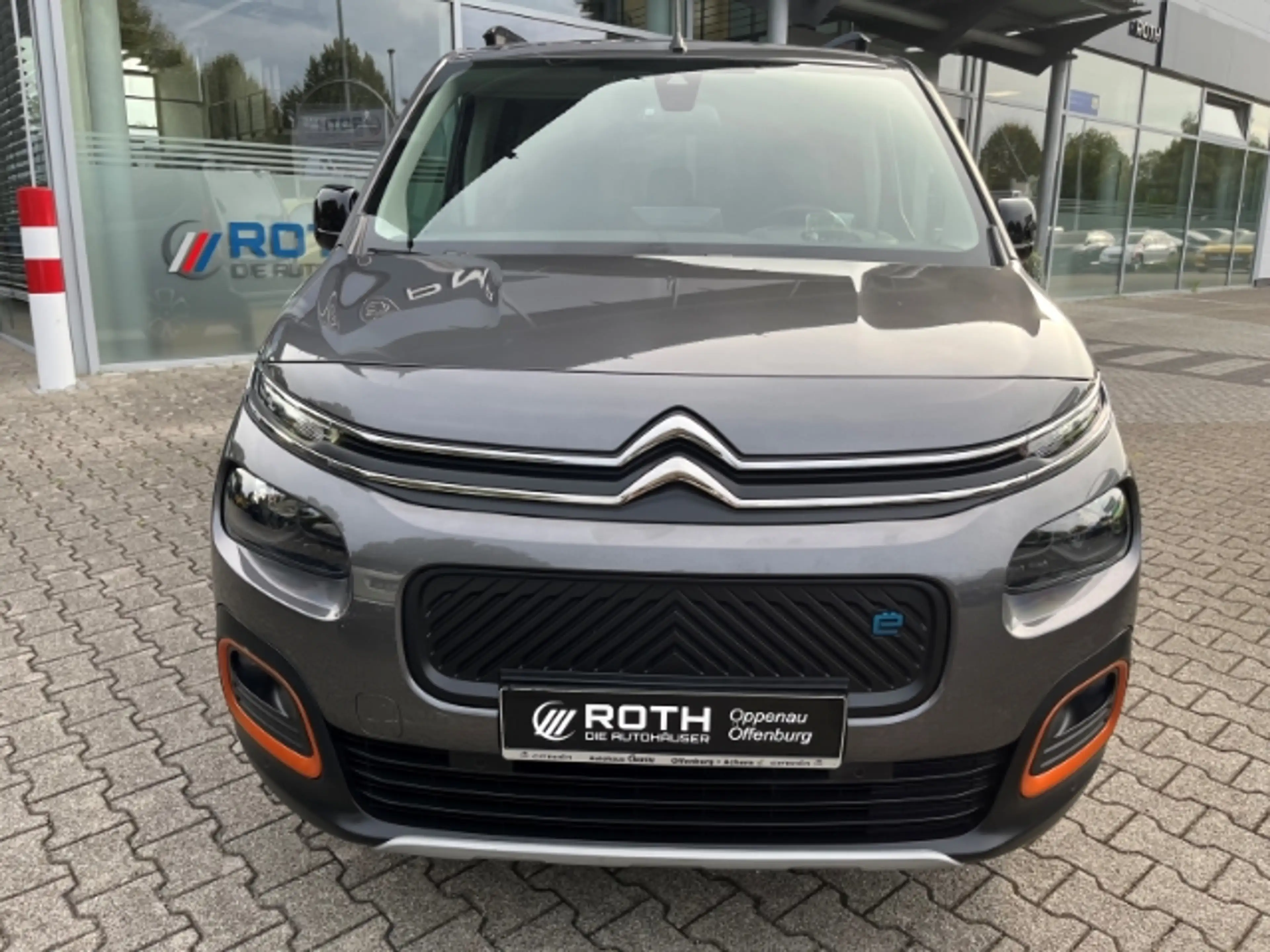 Citroen Berlingo XTR 1er-Hand Navi klima Kamera SHZ LM-Felgen — photo 2