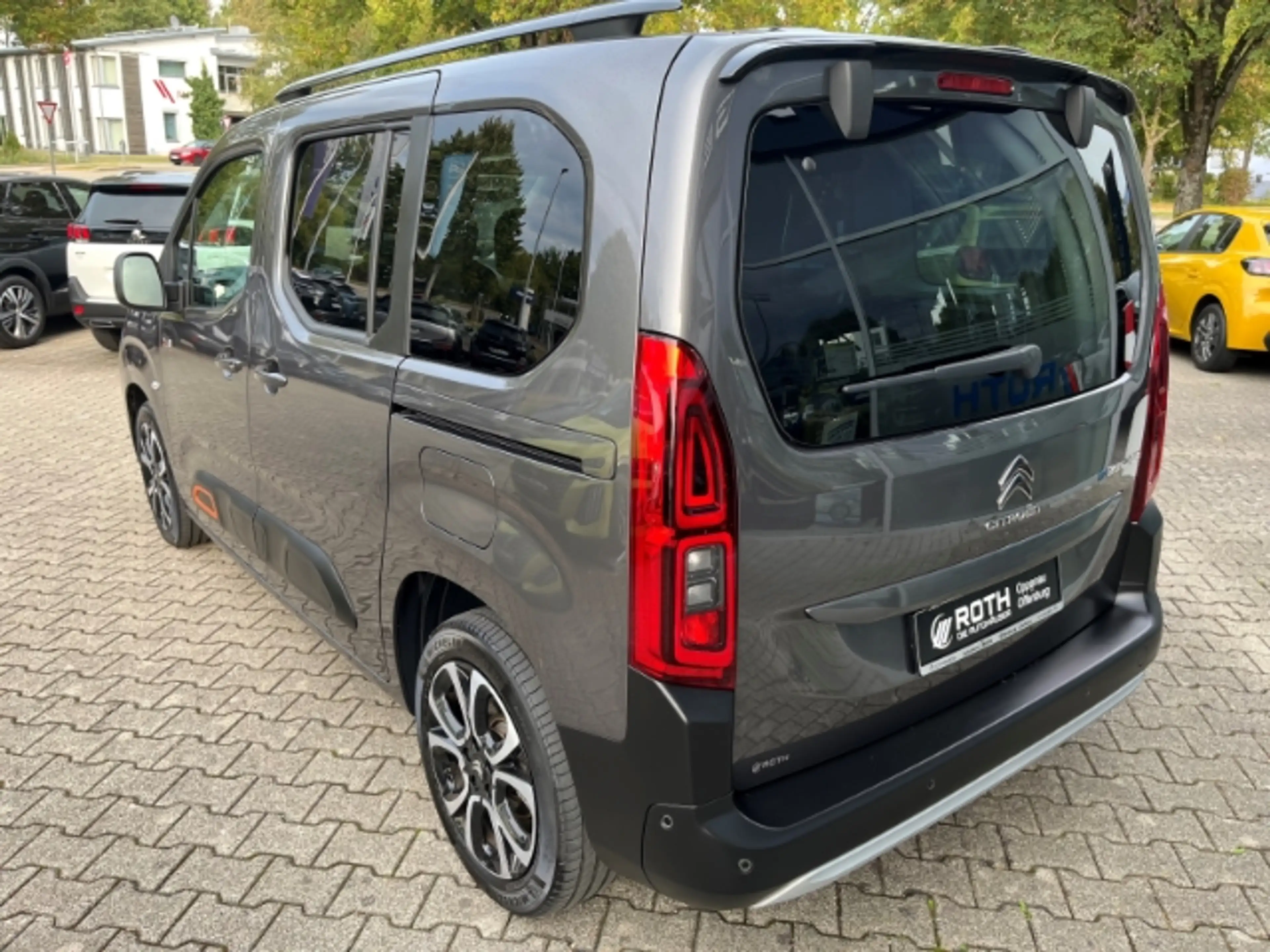 Citroen Berlingo XTR 1er-Hand Navi klima Kamera SHZ LM-Felgen — photo 5