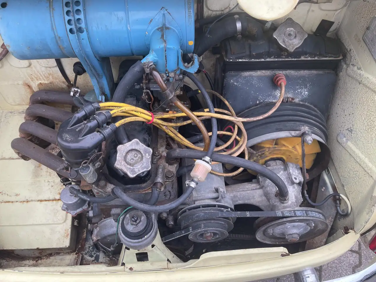SEAT 600 L Turismo, foto 12