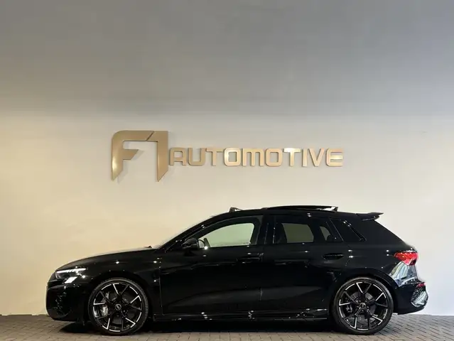 Audi RS3 view 7