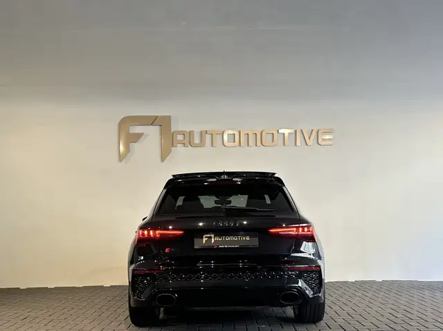 Audi RS3 view 5