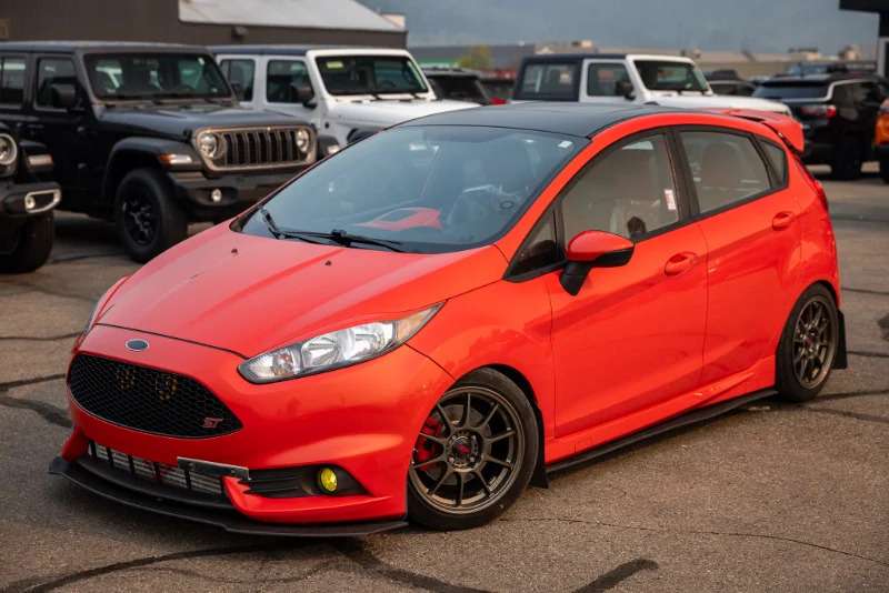 2015 Ford Fiesta Customized ST Manual Transmission — снимка 1