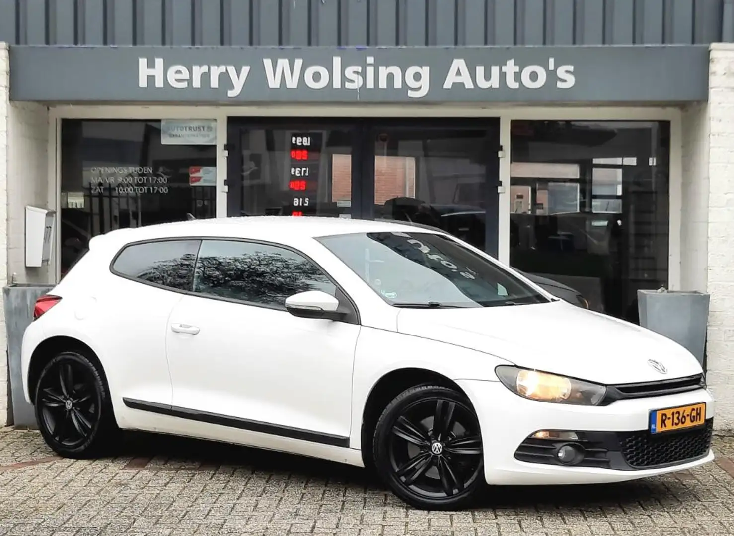 Volkswagen Scirocco 1.4 TSI Clima Pdc Cruise Wit - 1