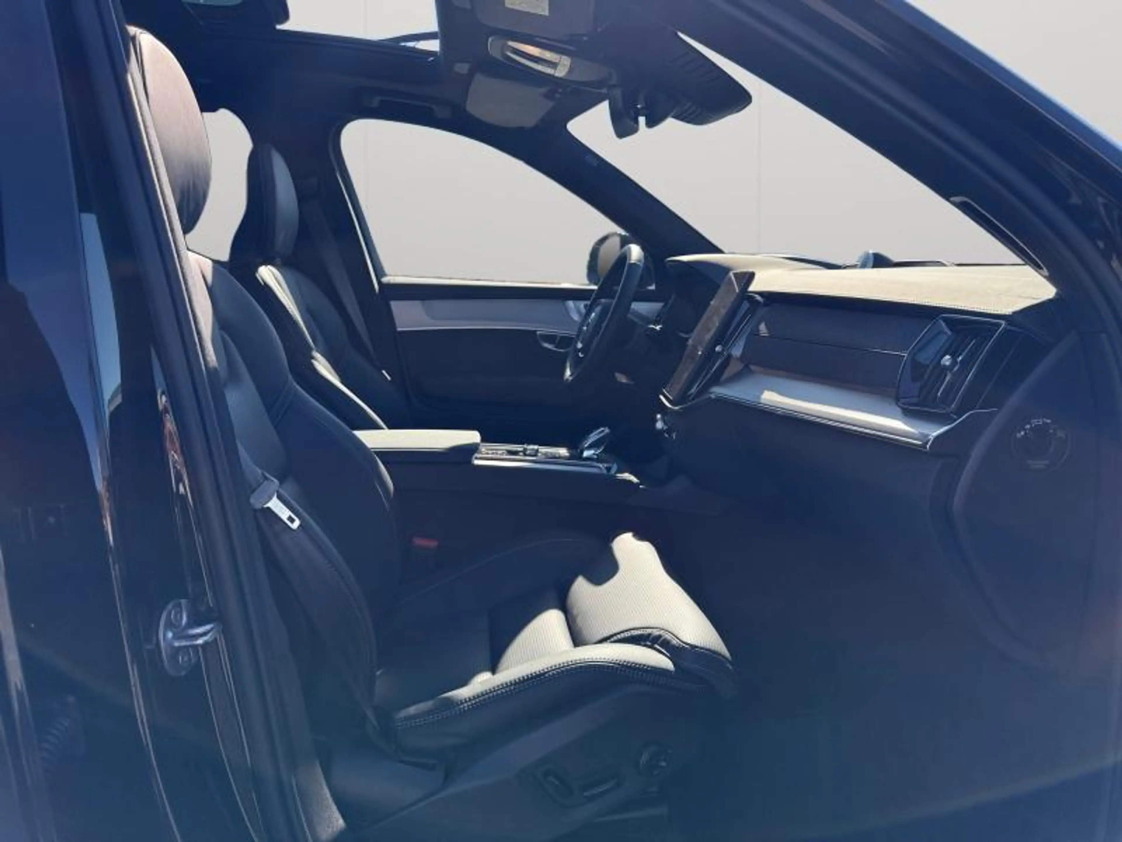 Volvo XC90 Black Edition Ultra T8 AWD / Hybride-Essence — photo 14
