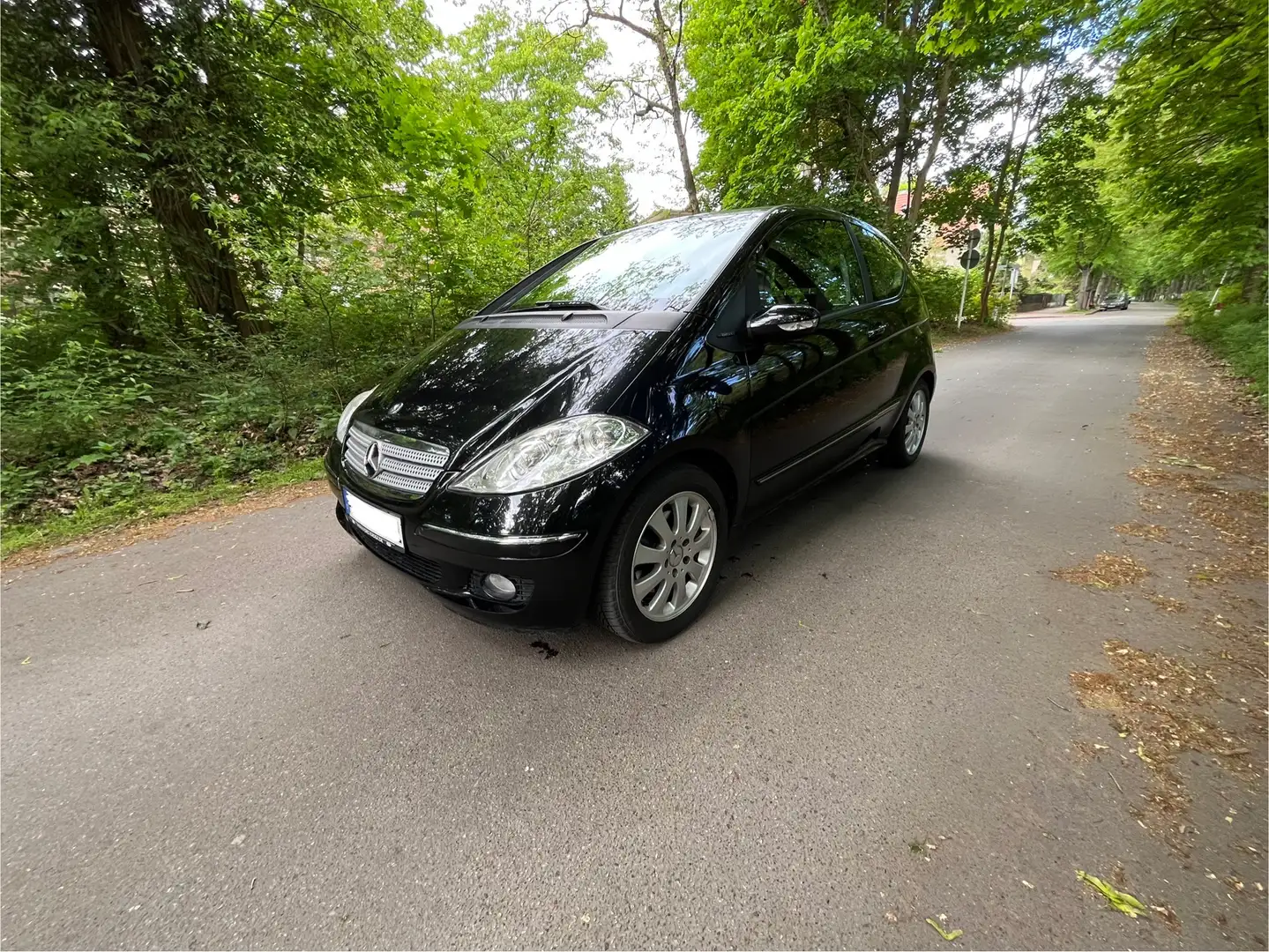 Mercedes-Benz A 200 A200CDI*AUTOM*XENON*PDC*RDK*TÜV*Bluetooth*8-Fach Noir - 2